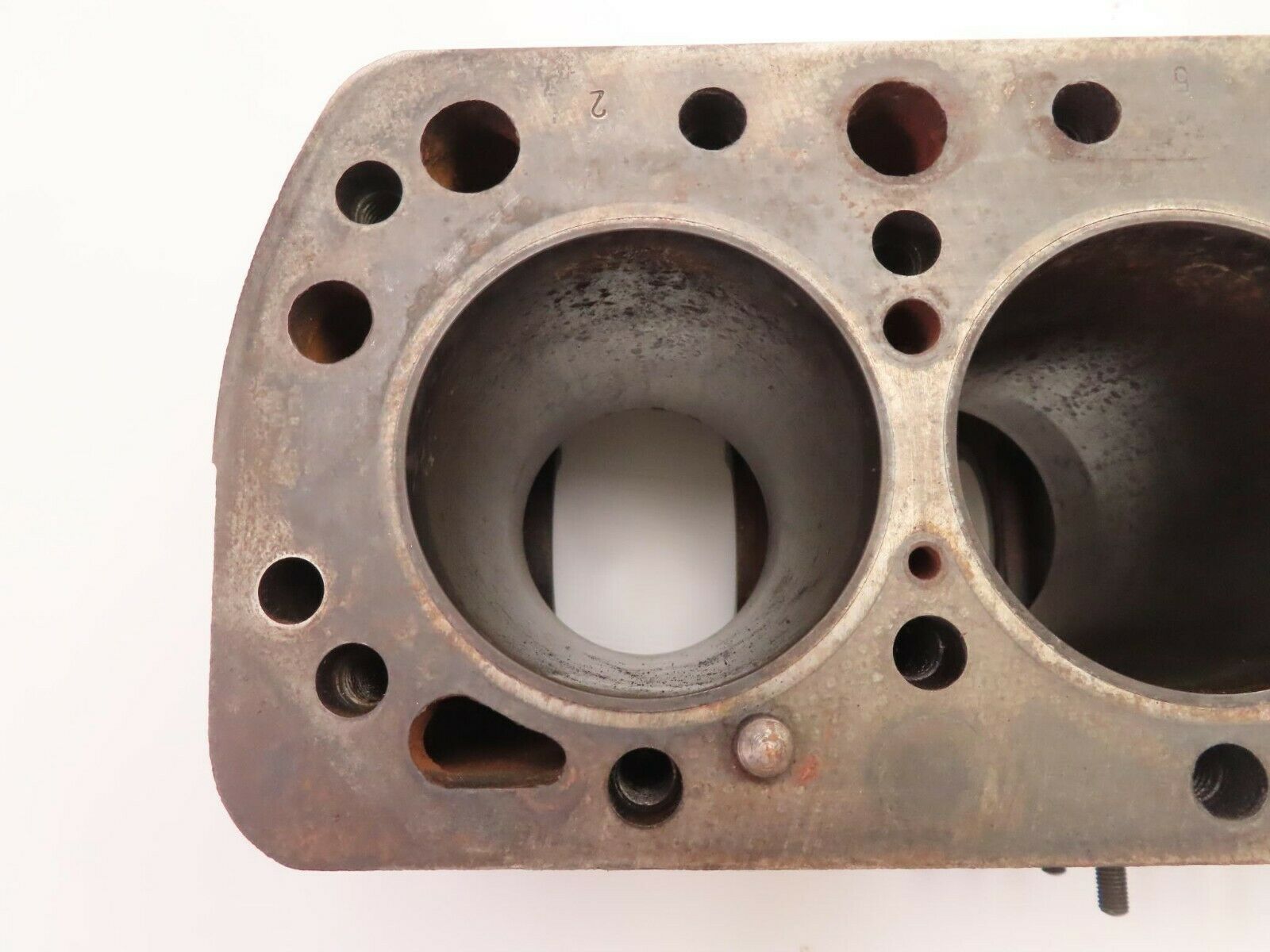 9538 Mercedes-Benz W115 Engine Block OM615 6150111801