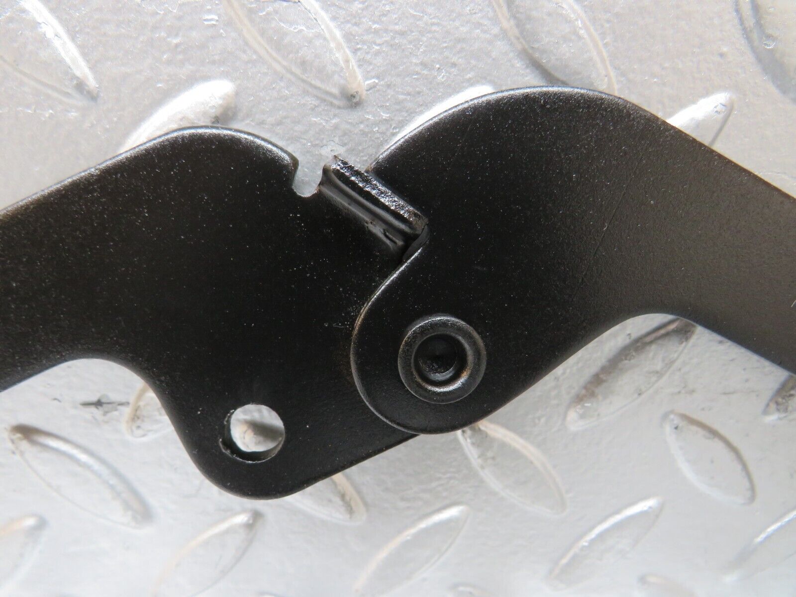 23834 Mercedes-Benz C107 450SLC Coupe Bonnet Hinge Right Side