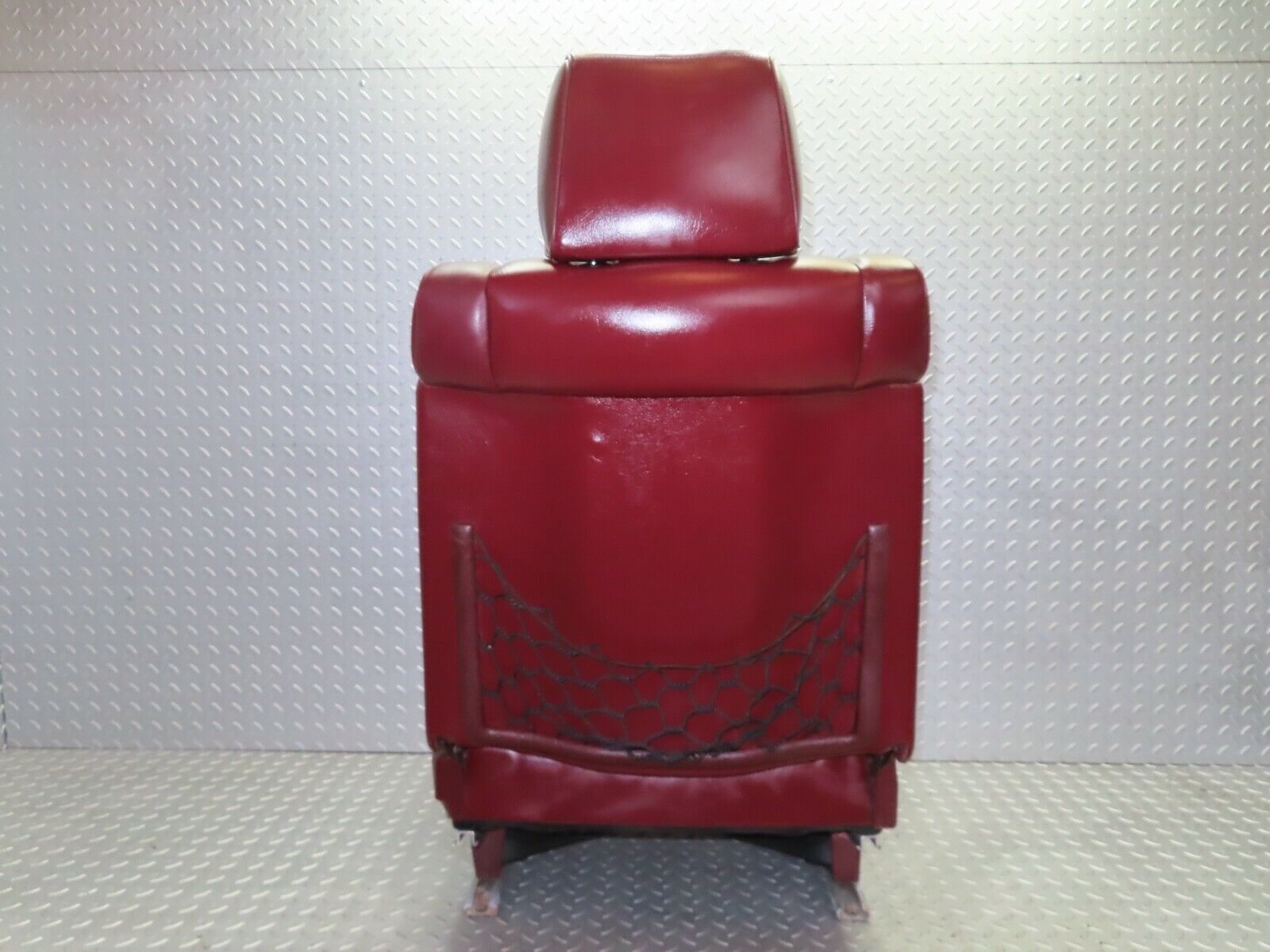 21531 Mercedes-Benz W126 300SE Front Right Seat Red Leather 1269102650