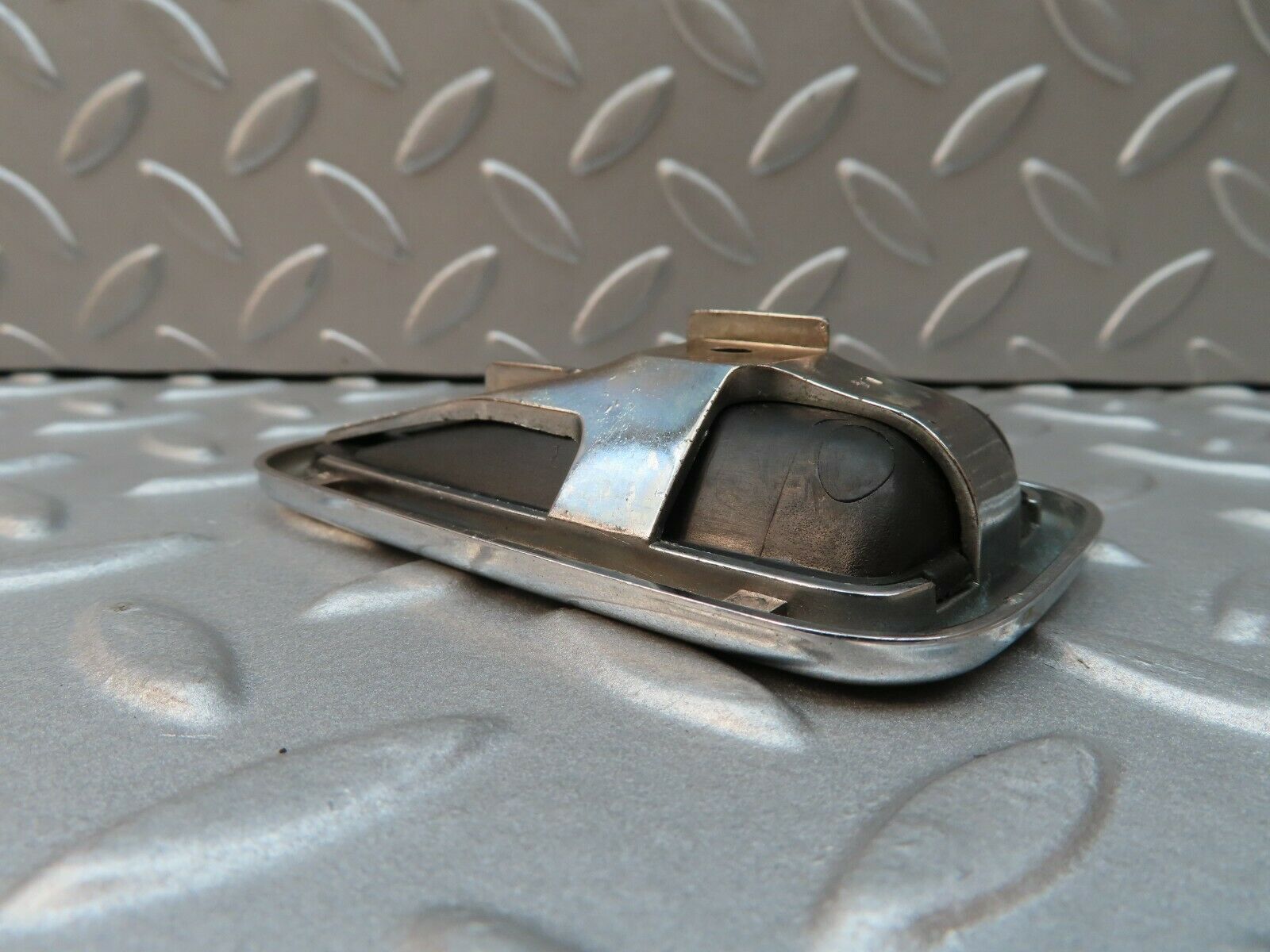 3818 Mercedes-Benz S123 200T Wagon Chrome Frame For Door Handle 1087660511