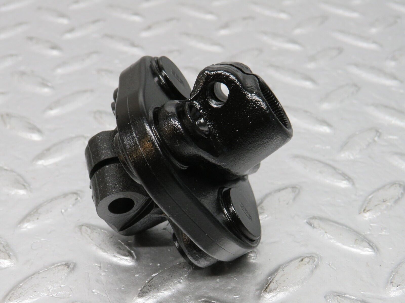 32548 Mercedes-Benz S124 300TE Wagon Steering Column Lower Shaft Connector