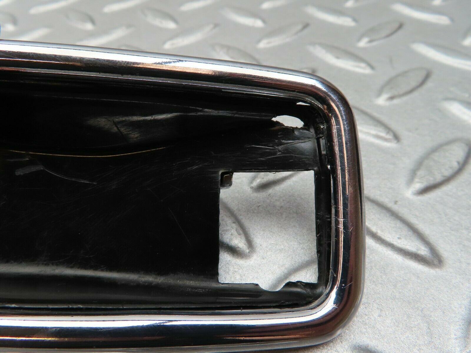 4731 Mercedes-Benz W114 280CE Coupe Chrome Frame For Door Handle 1087660611