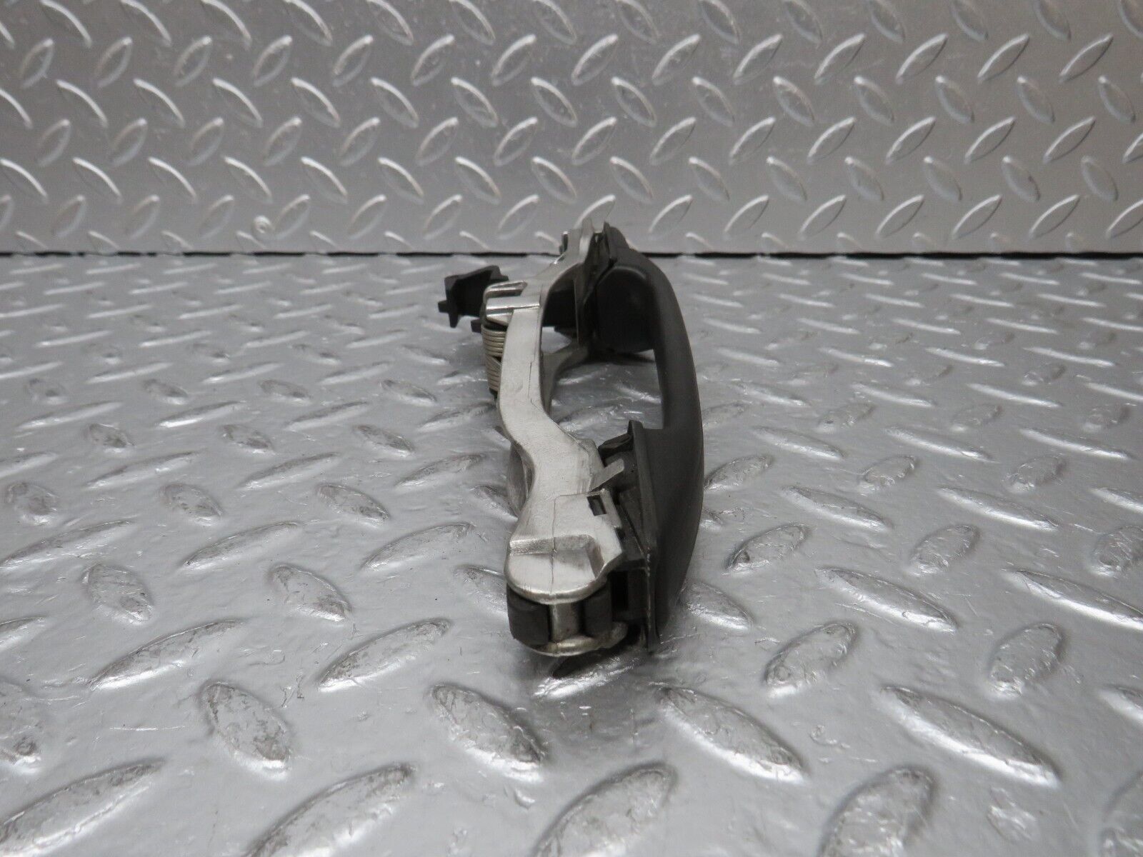 31713 Mercedes-Benz W201 190LE 1.8L Exterior Door Handle Rear Right