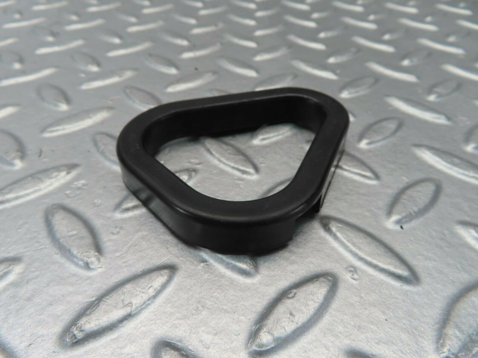 10923 Mercedes-Benz C123 280CE Coupe Valve Cover Gasket Set 1100160721