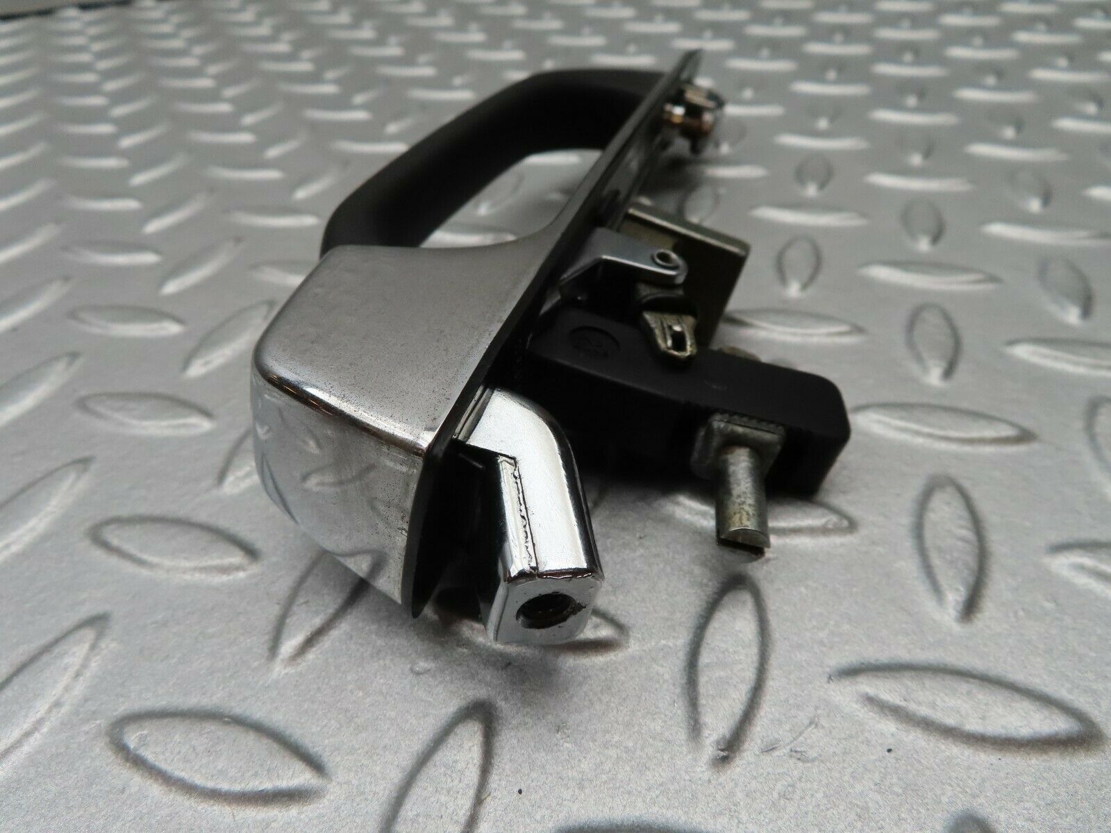 4516 Mercedes-Benz W123 230E Exterior Door Handle Rear 1237600359