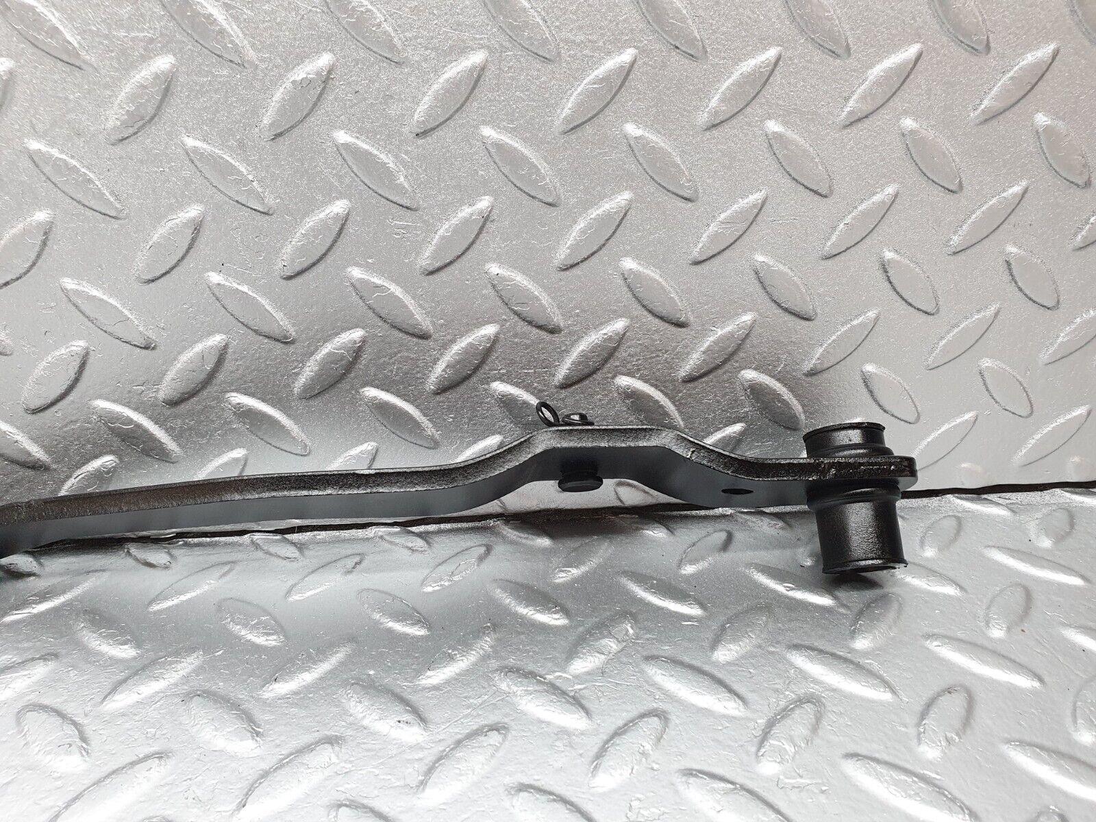 40834 Mercedes-Benz W123 300D Brake Pedal