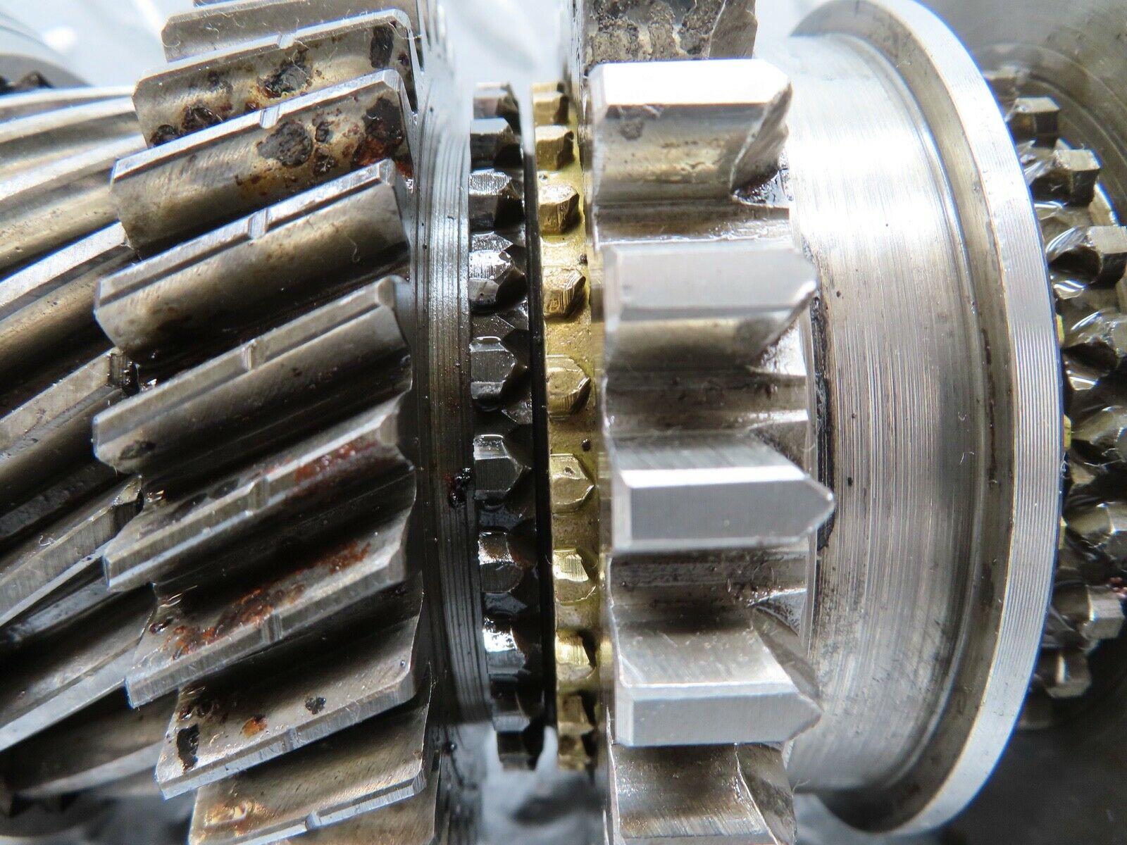 18522 Mercedes-Benz W111 Manual Gearbox Gear Shaft Without Reverse Gear