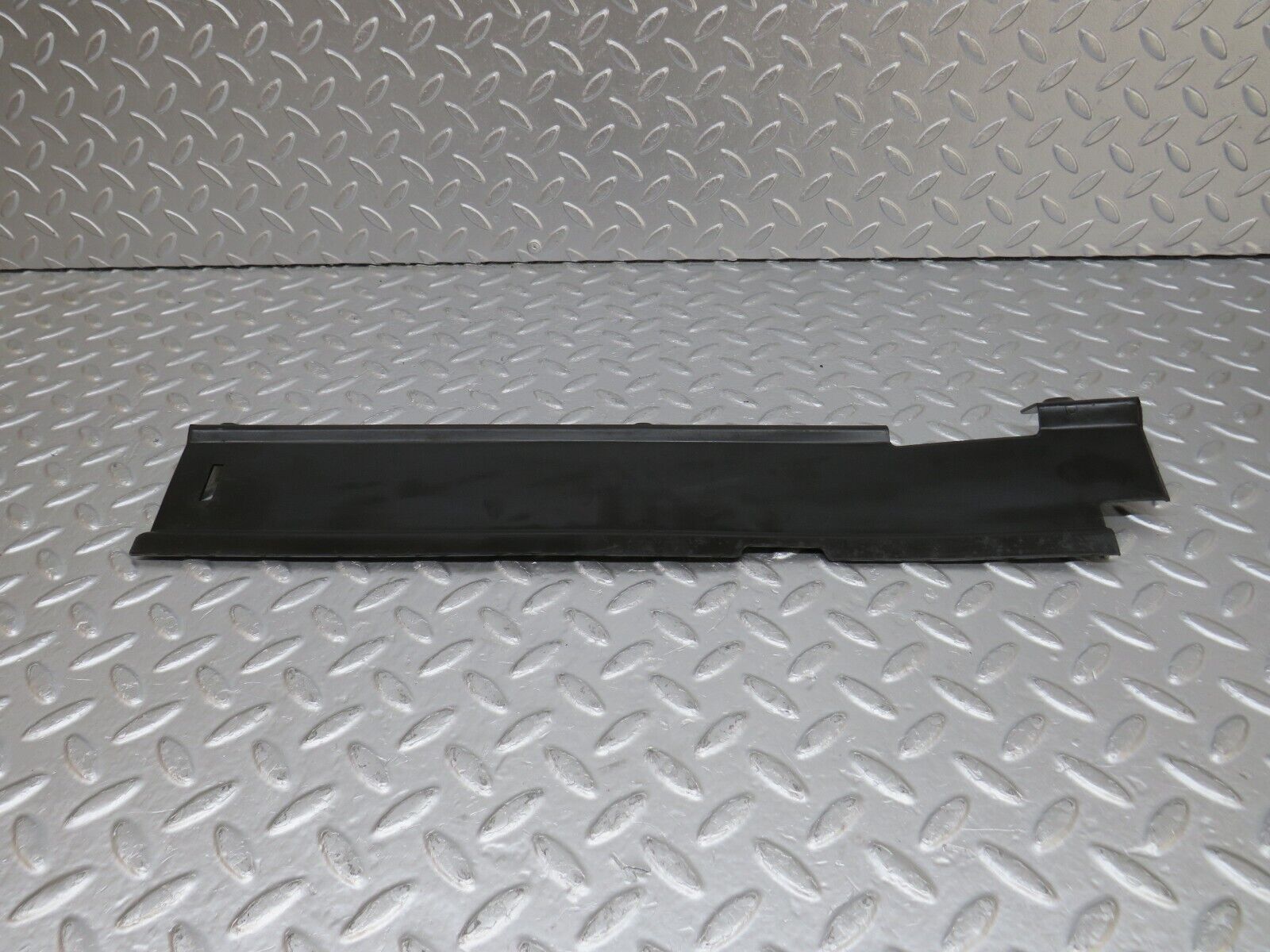 34279 Mercedes-Benz C126 380SEC Coupe Front Right Cover 1268210236