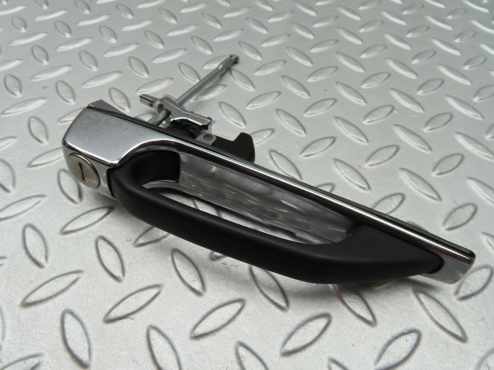 4518 Mercedes-Benz W123 230E Exterior Door Handle Front Left