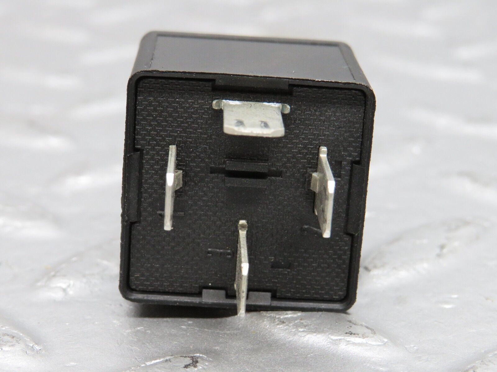 39646 Mercedes-Benz R129 320SL Coupe Multi Purpose Relay 0025421319