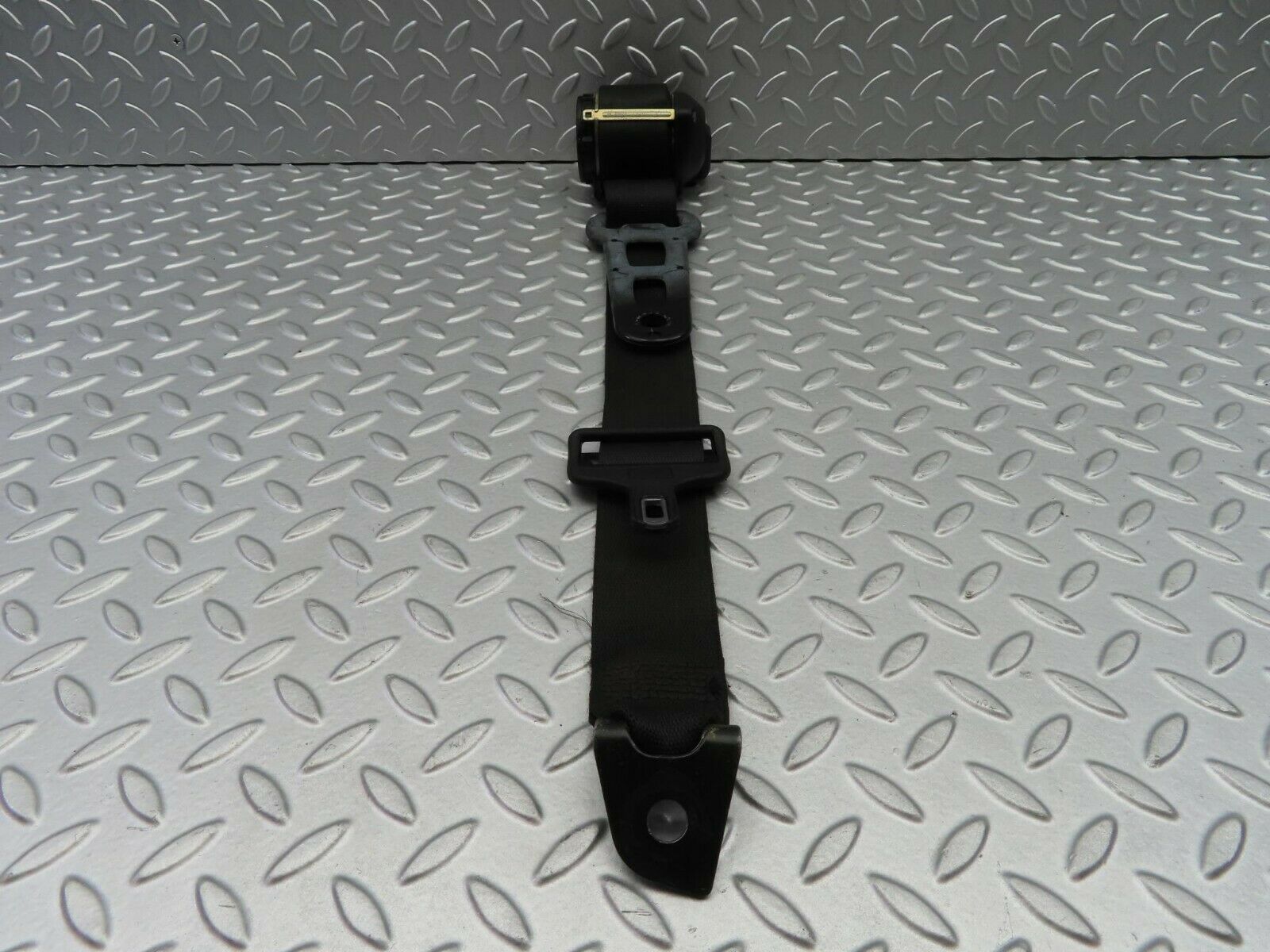 6739 Mercedes-Benz S124 E220 Wagon Seat Belt For Third Row Seat 1248602885