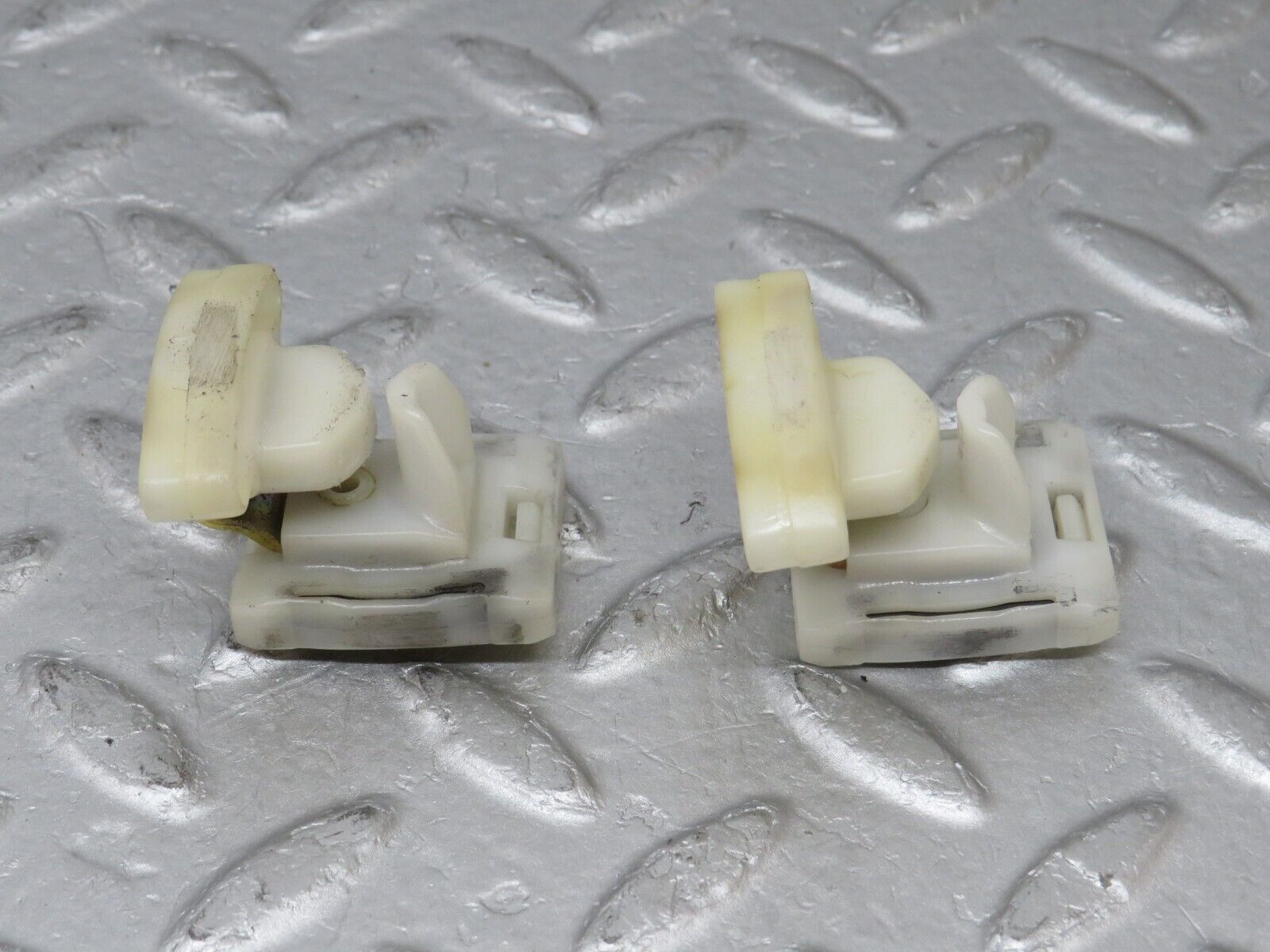 36050 Mercedes-Benz W126 420SE Power Window Regulator Accessories 2x