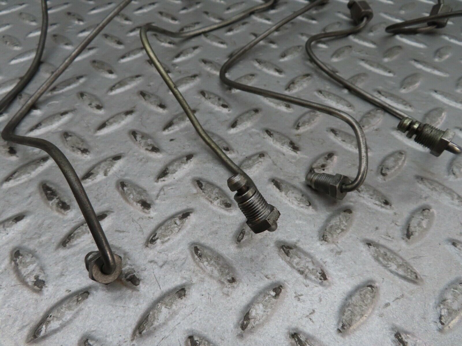 17748 Mercedes-Benz W116 450SEL Fuel Line Hose Set