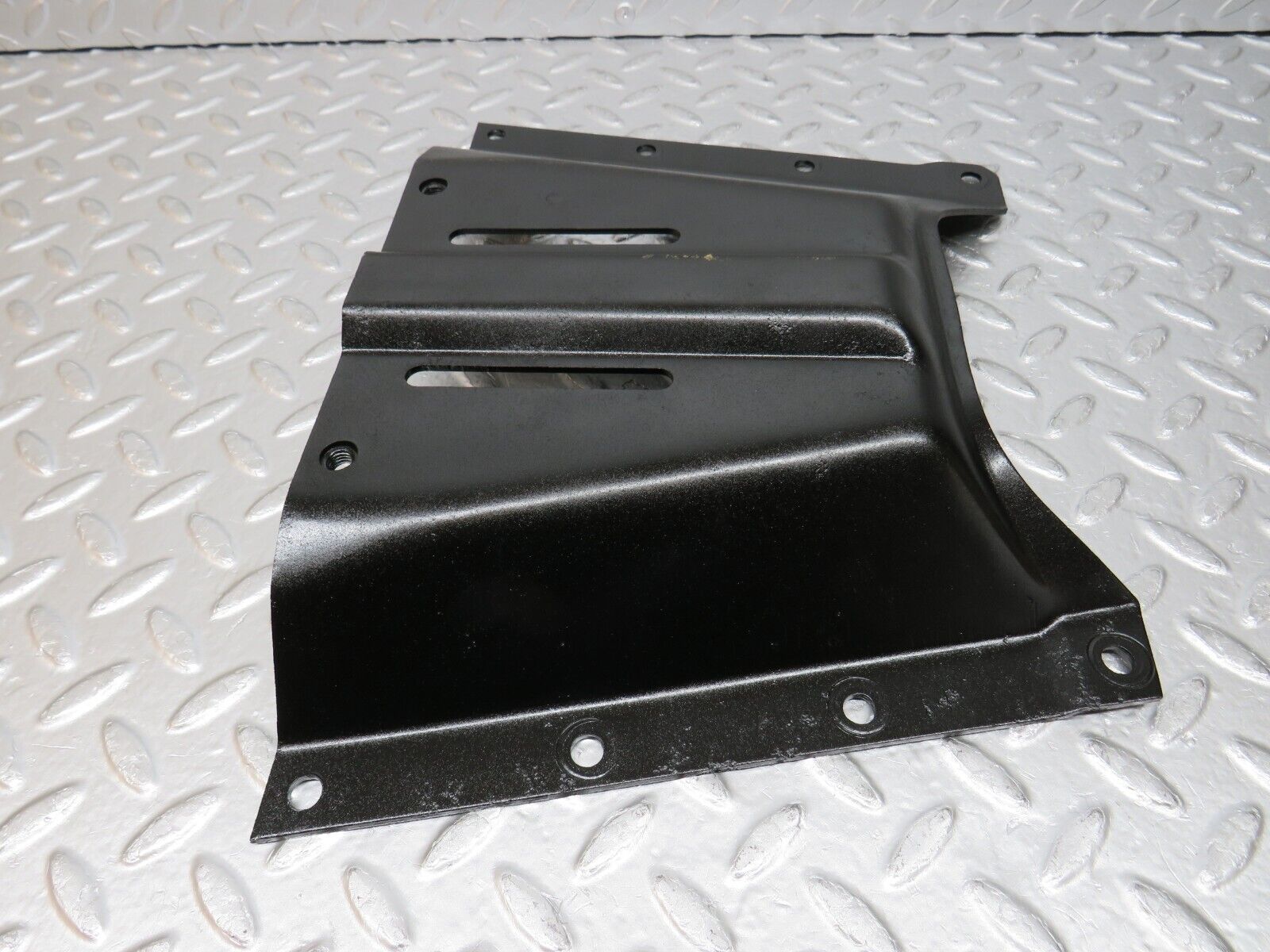 0799 Mercedes-Benz C107 350SLC Coupe Gearbox Mount Bracket Holder
