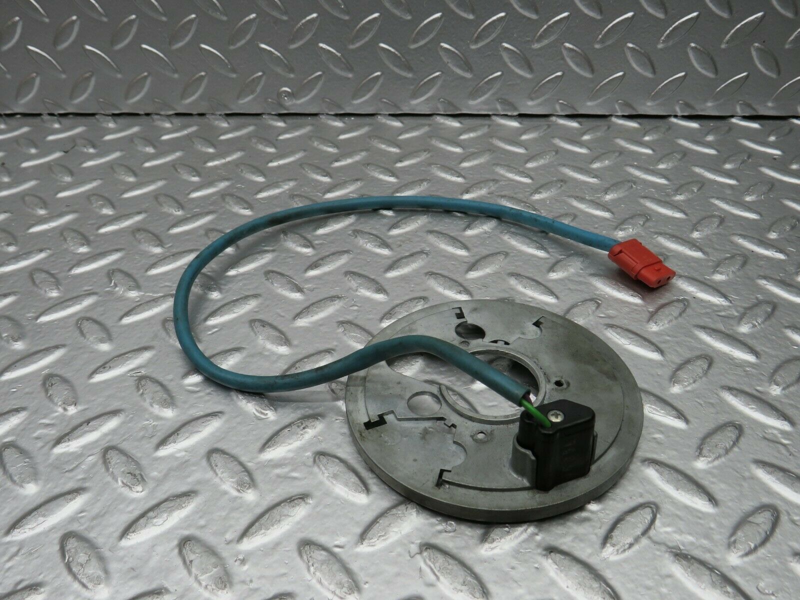 22486 Mercedes-Benz C124 E220 Coupe Steering Wheel Contact Plate 1244620597