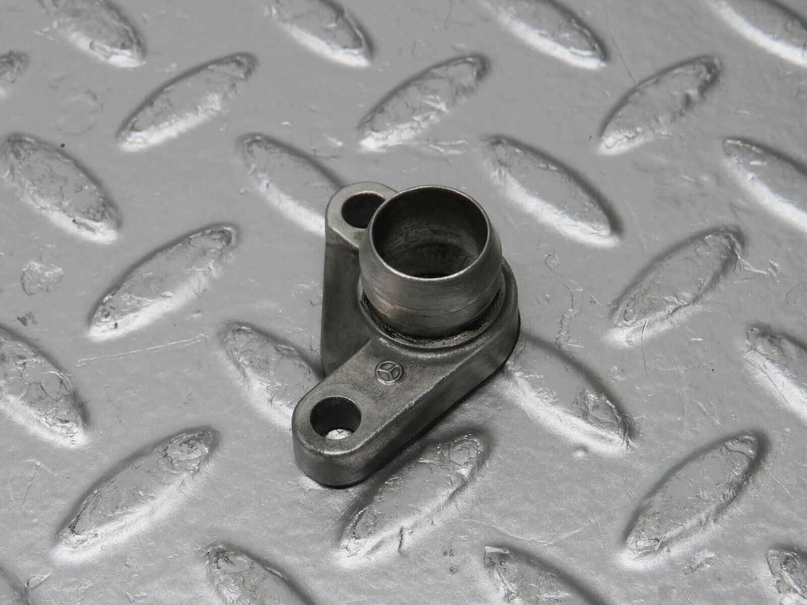 31810 Mercedes-Benz W201 190LE 1.8L Air Intake Manifold Pipe Connector