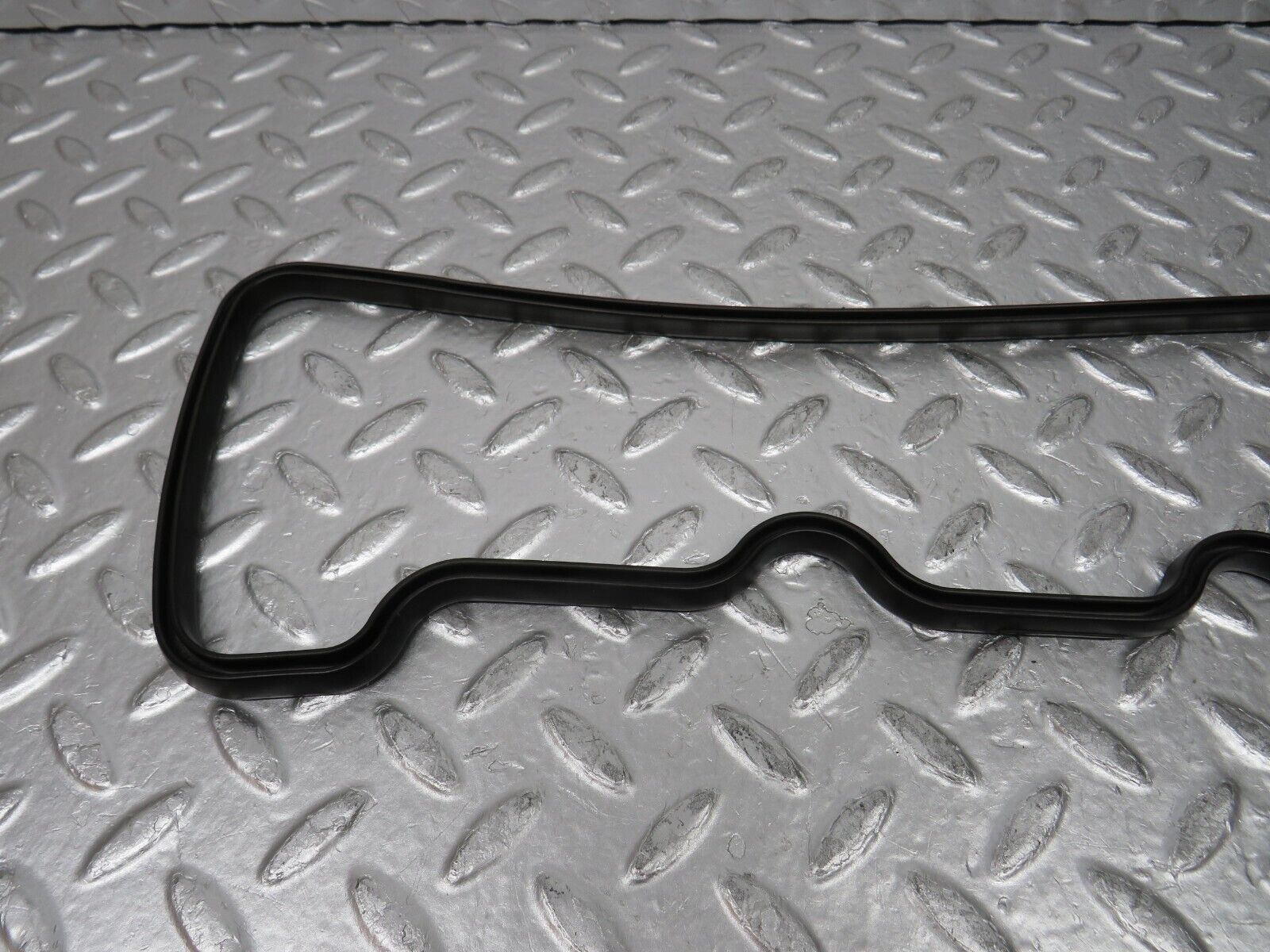 0107 Mercedes-Benz W116 350SE Valve Cover Gasket 1160161421