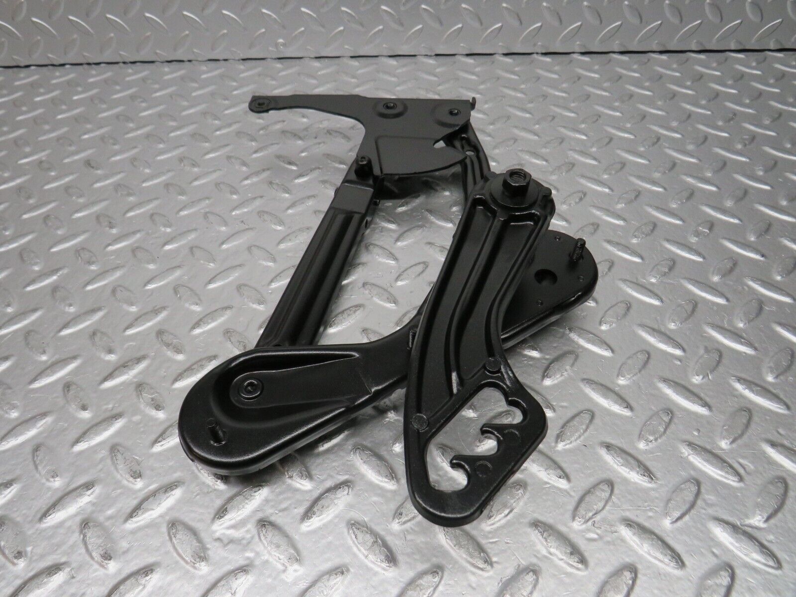 30553 Mercedes-Benz W124 230E Bonnet Hinge Left Side 1298870174