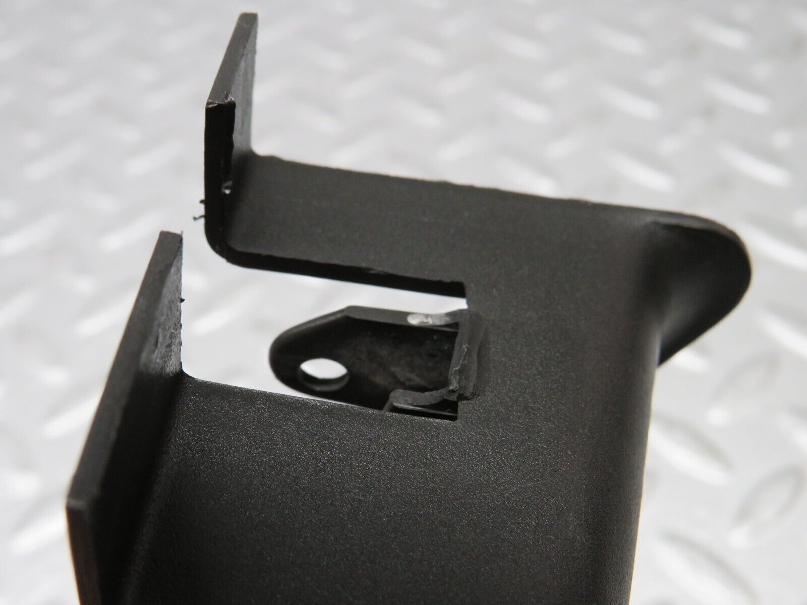 38299 Mercedes-Benz R129 280SL Coupe Radiator Fan Shroud Cover 2x 1295051388 1295051288