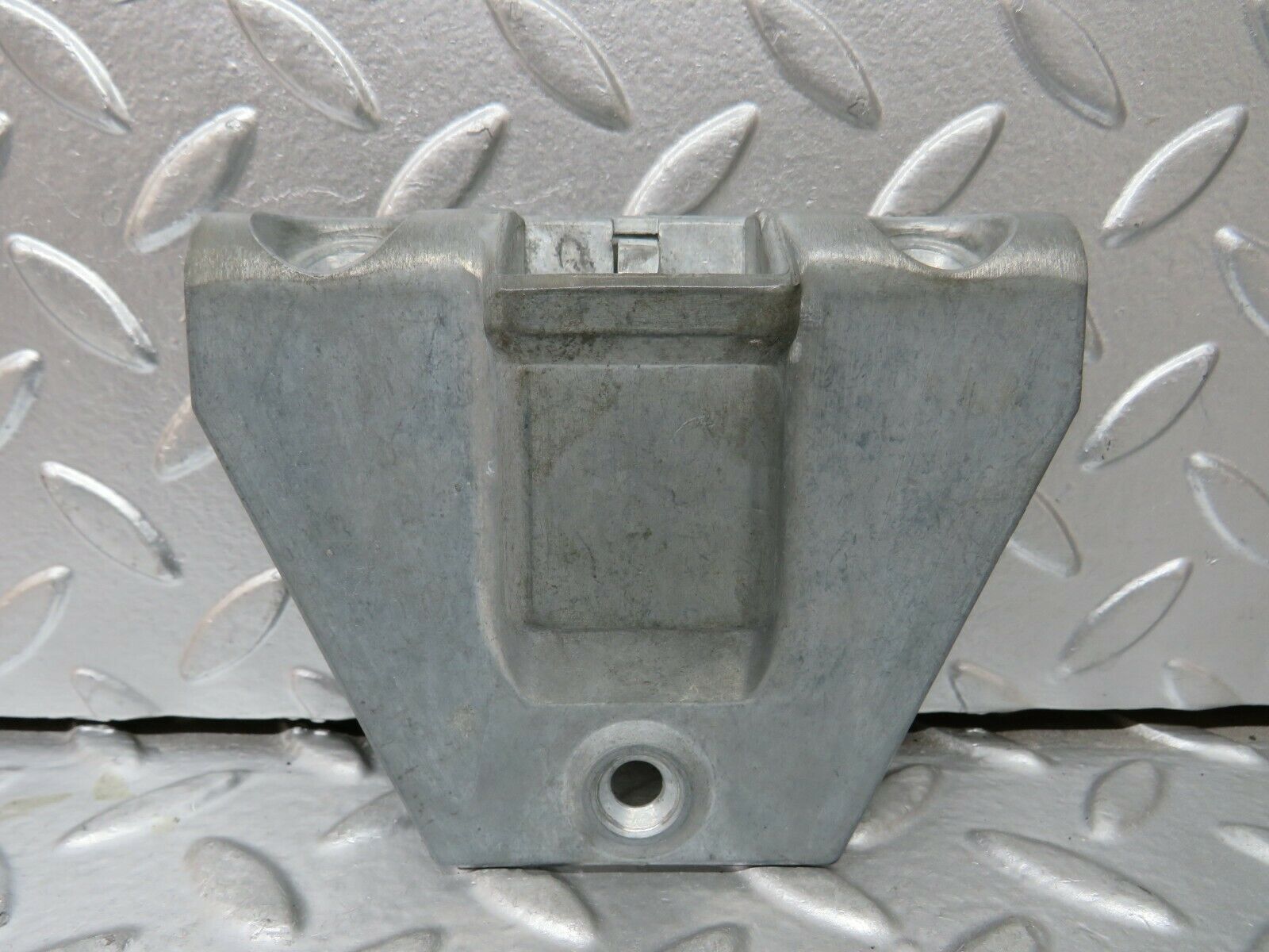 23589 Mercedes-Benz W114 280E Trunk Lock Latch