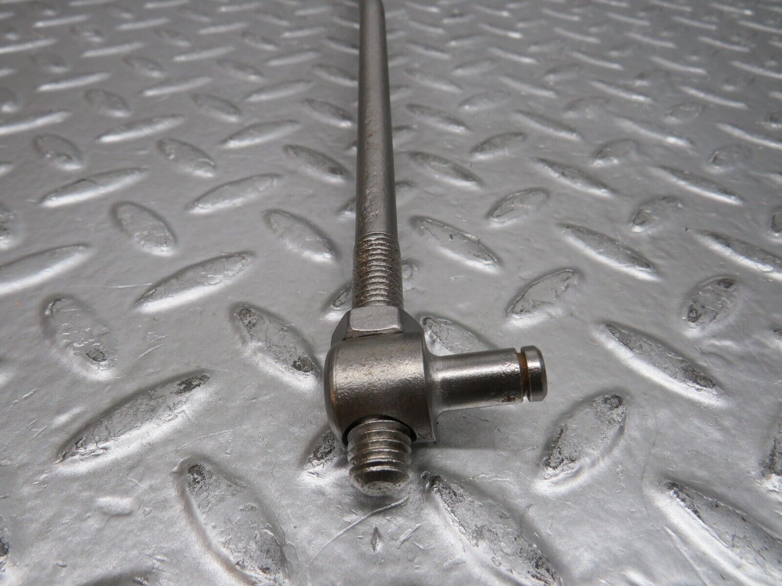 29395 Mercedes-Benz W124 230E Automatic Gearbox Linkage