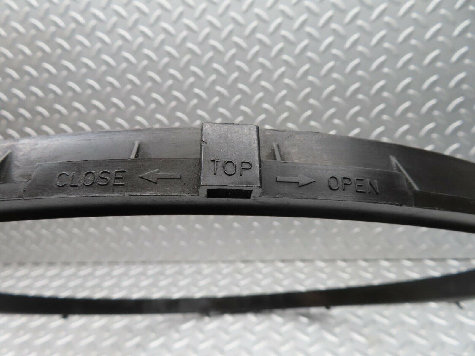 15043 Mercedes-Benz W140 S320 Radiator Fan Shroud Cover Ring 1405050555