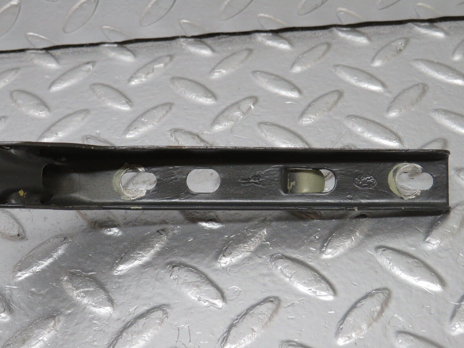 33726 Mercedes-Benz W201 190E 2.0L Trunk Lid Hinge Left Side