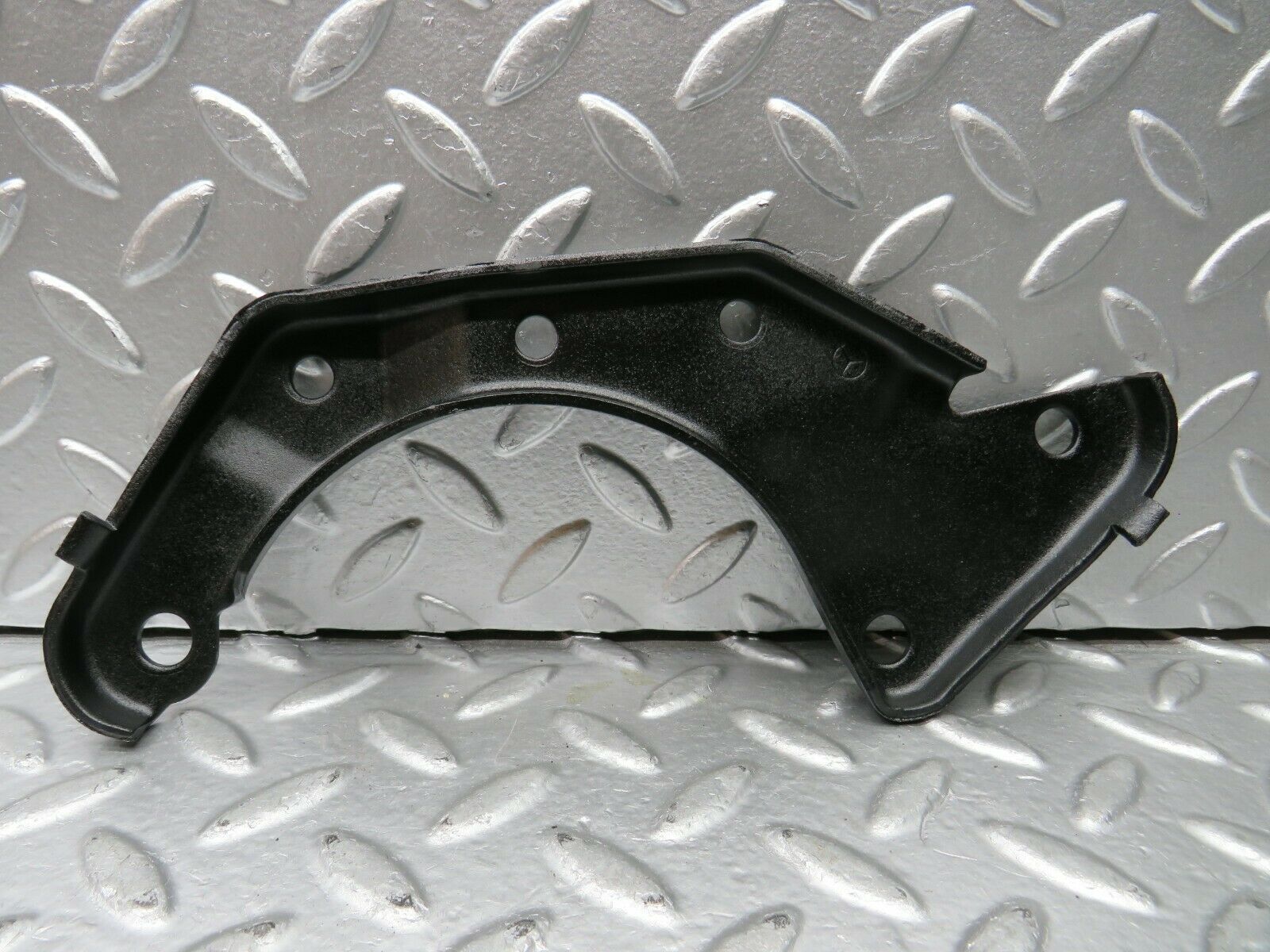 23060 Mercedes-Benz C123 230CE Coupe Alternator Generator Bracket