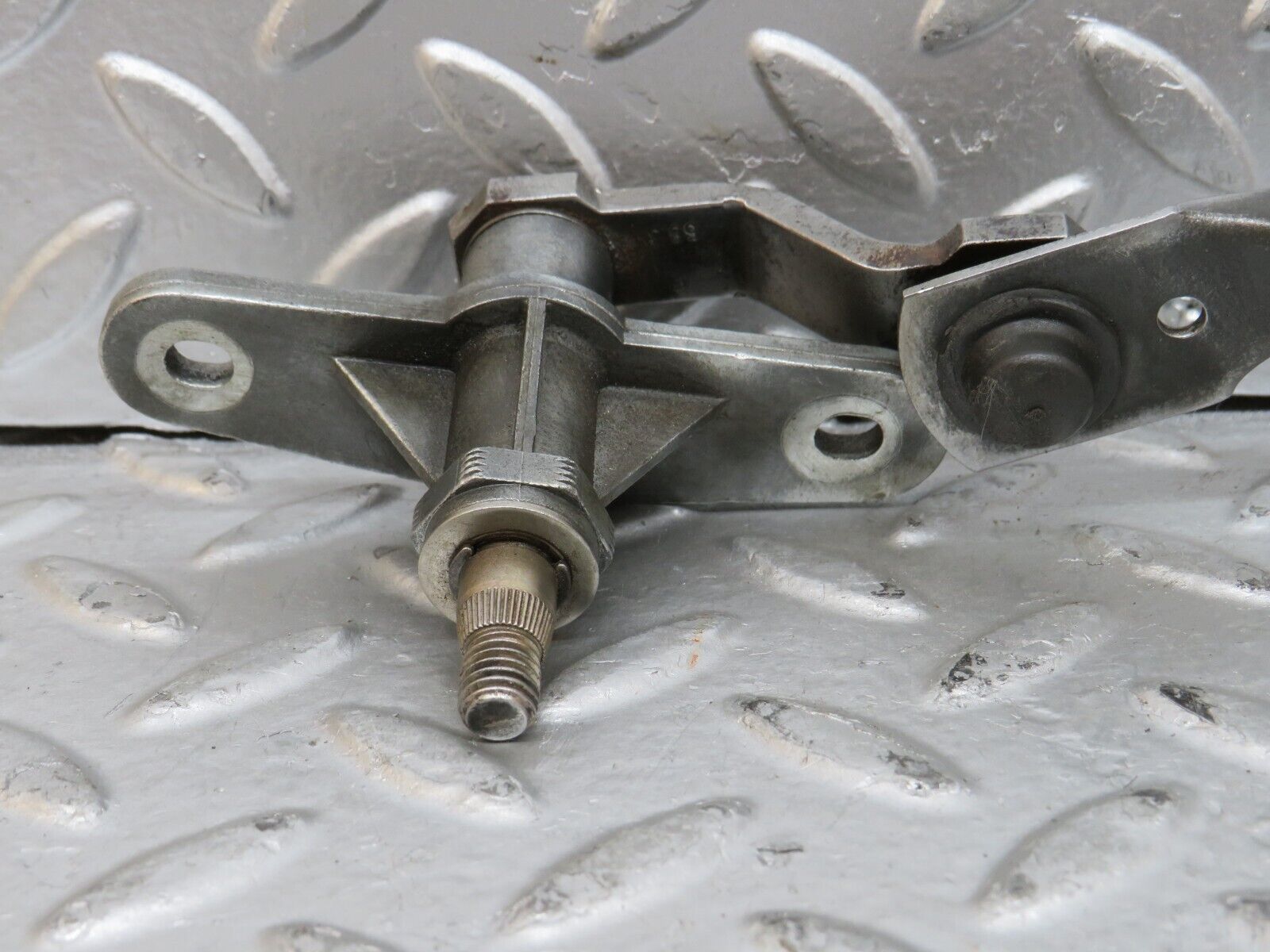 28364 Mercedes-Benz S123 240D Wagon Windscreen Wiper Linkage