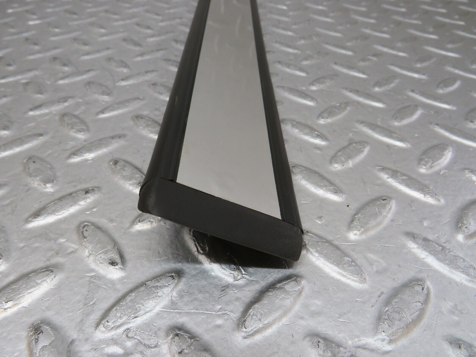 35016 Mercedes-Benz W210 320E Rear Door Sill Trim 2106803535