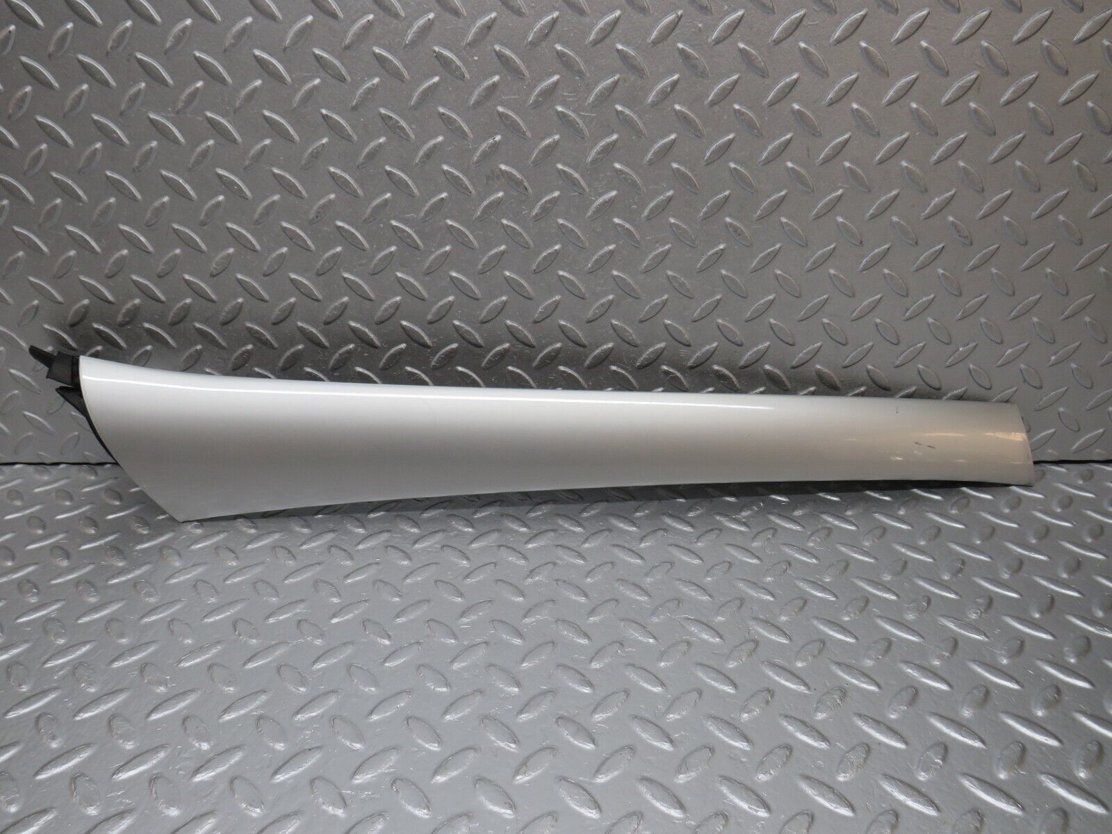 39355 Mercedes-Benz R129 320SL Coupe A Pillar Exterior Cover Trim Left 1296980118 1296980198