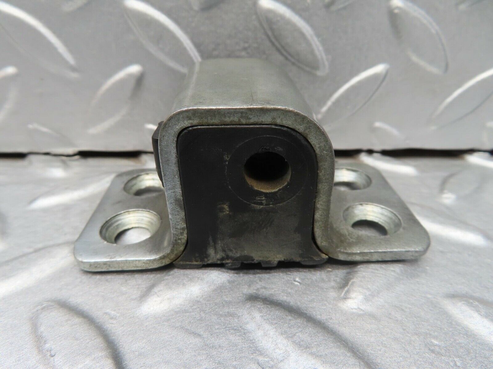 15940 Mercedes-Benz W123 280E Door Lock Latch Right Side