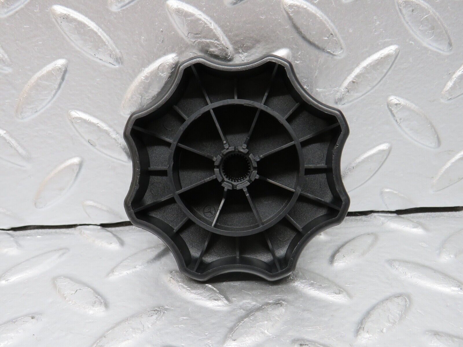 30499 Mercedes-Benz W124 230E Seat Backrest Recline Handle Knob 1249180026