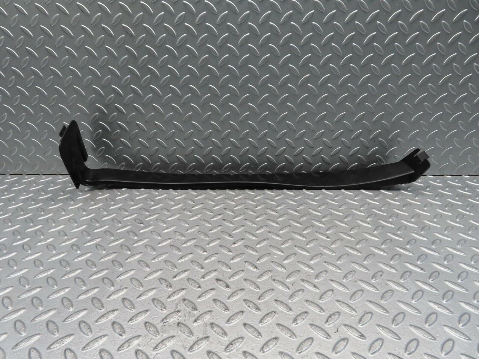 11399 Mercedes-Benz C123 230CE Coupe Cable Channel Cover Right 1238211236
