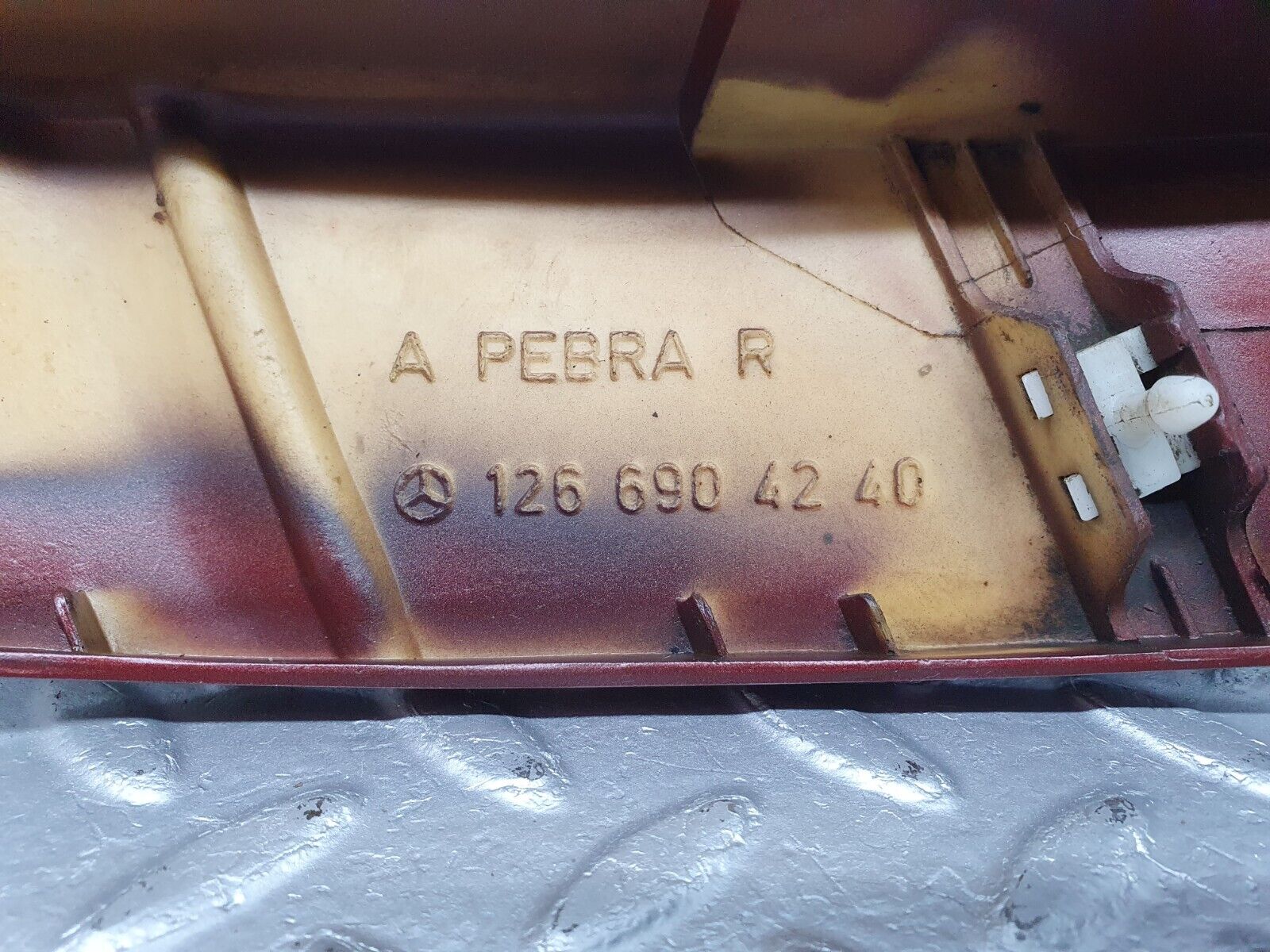 40957 Mercedes-Benz W126 300SE Rear Right Fender Wing Lower Trim 1266904240