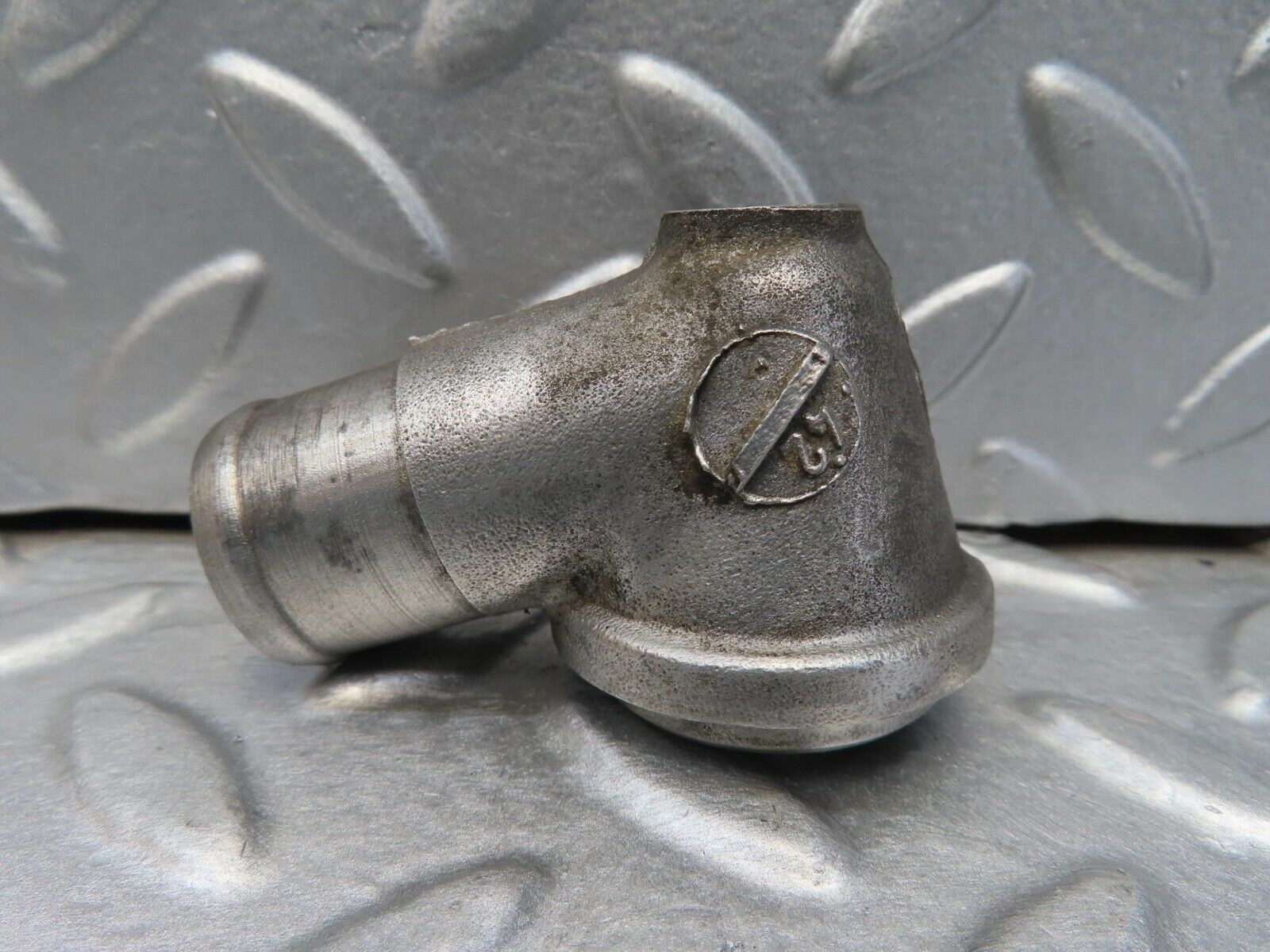 16033 Mercedes-Benz W123 280E Engine Oil Return Pipe 1101870226