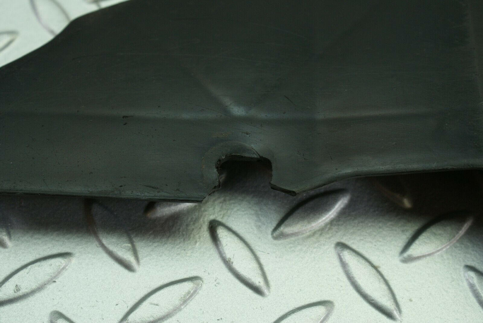 2880 Mercedes-Benz W116 350SE Wheel Arch Panel Fender Wing Cover 1168840535