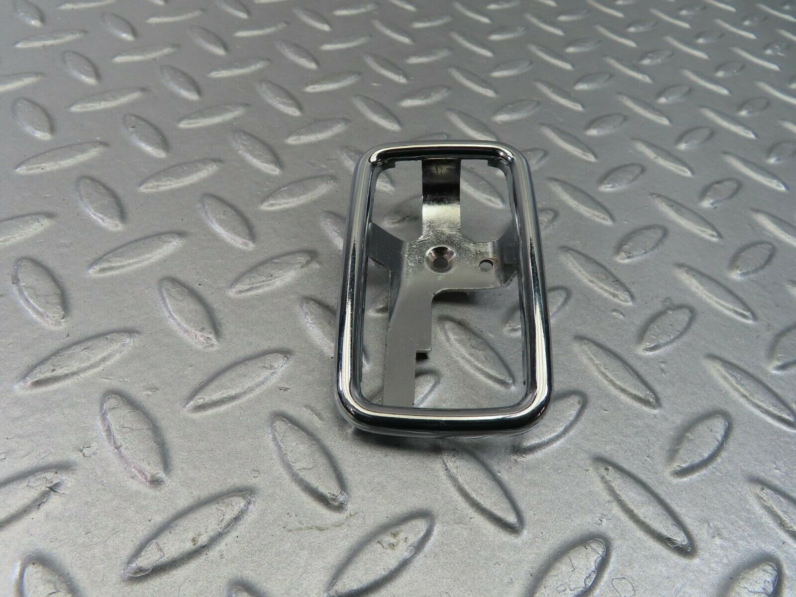 8882 Mercedes-Benz W108 Chrome Frame For Door Opener Left 1087660511