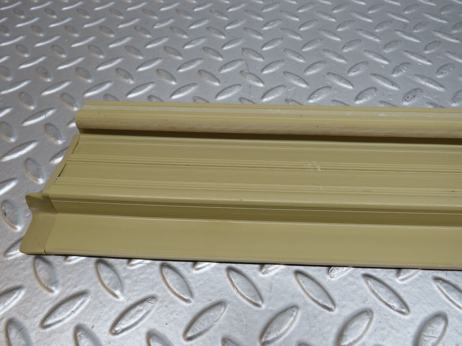 36926 Mercedes-Benz C126 420SEC Coupe Door Sill Left Side