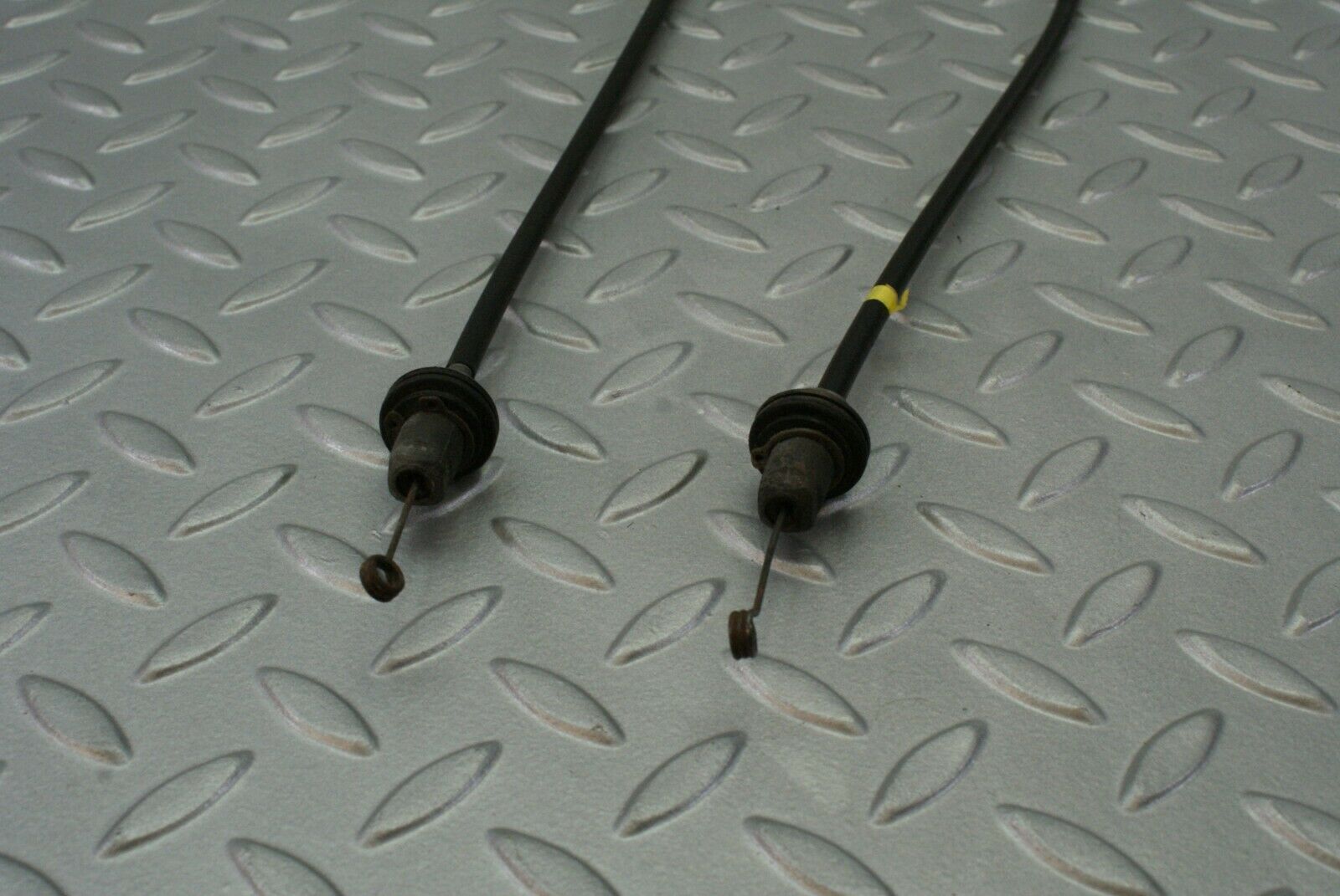 3047 Mercedes-Benz C123 280CE Coupe Heater Control Cable Pair