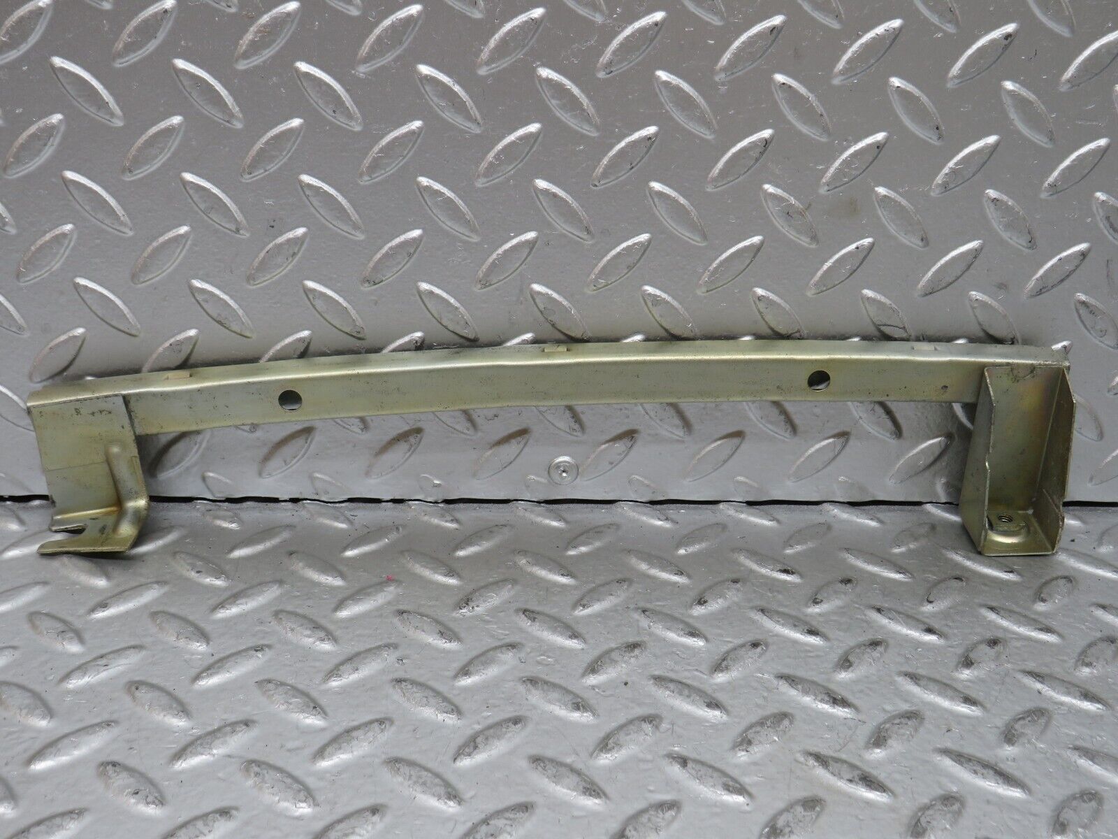 28065 Mercedes-Benz W123 280E Rear Right Door Window Channel