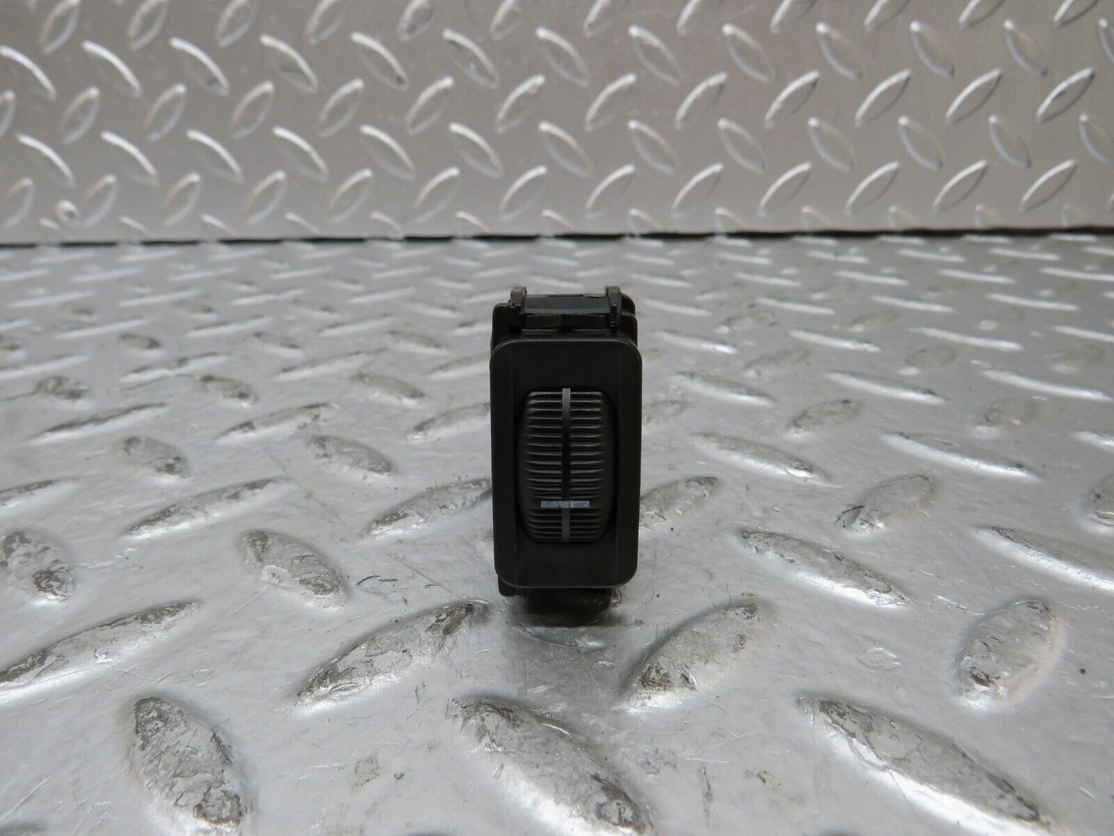 26559 Mercedes-Benz C124 220CE Coupe Headlight Level Switch 1248000673