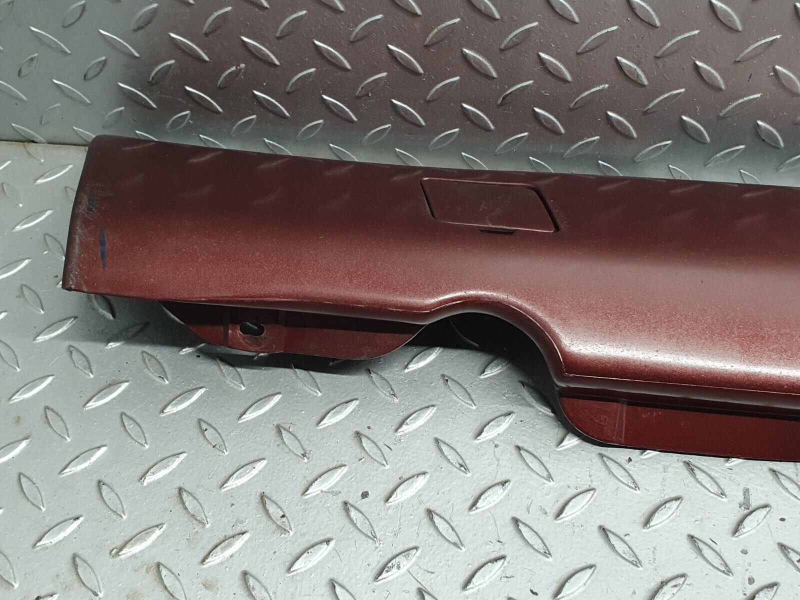 41225 Mercedes-Benz W126 300SE Side Skirt Left 1266904940 1266980330 1266980130