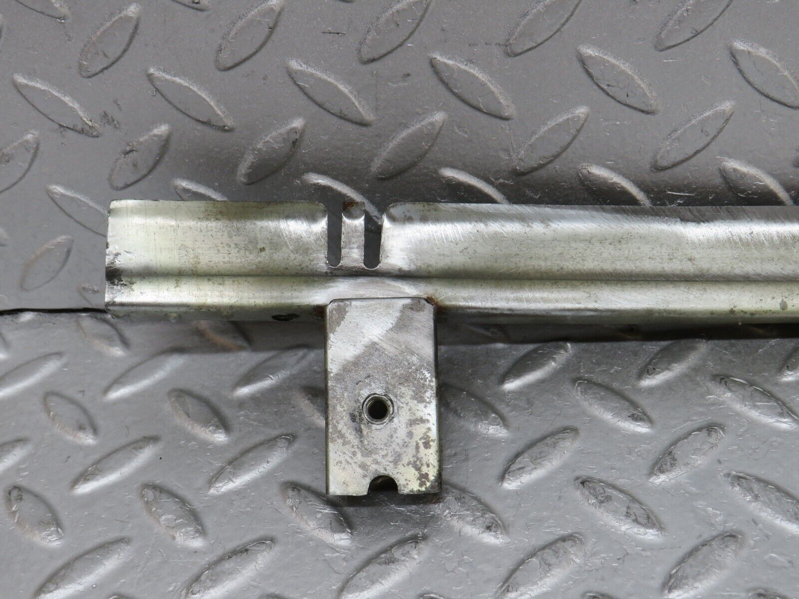 37289 Mercedes-Benz W109 300SEL Front Right Door Window Channel