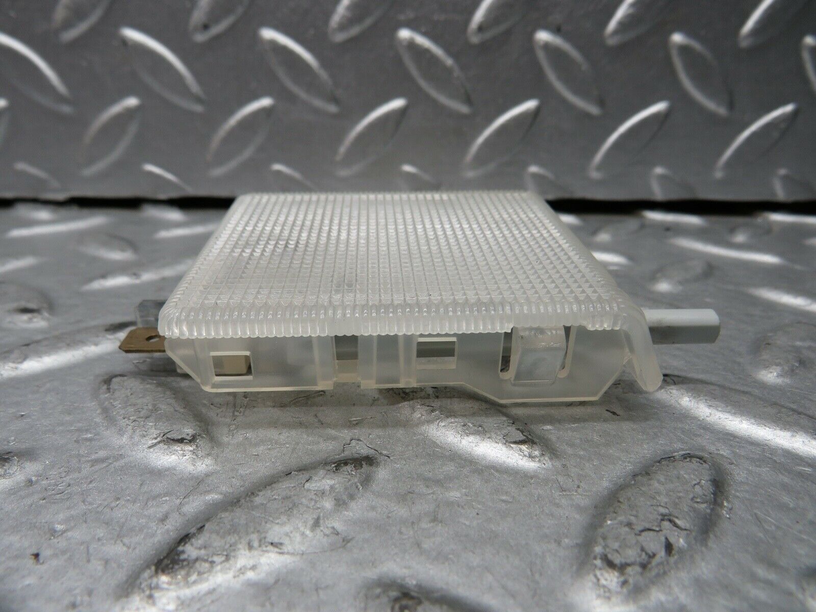 21911 Mercedes-Benz W124 Glove Box Light 1248200001