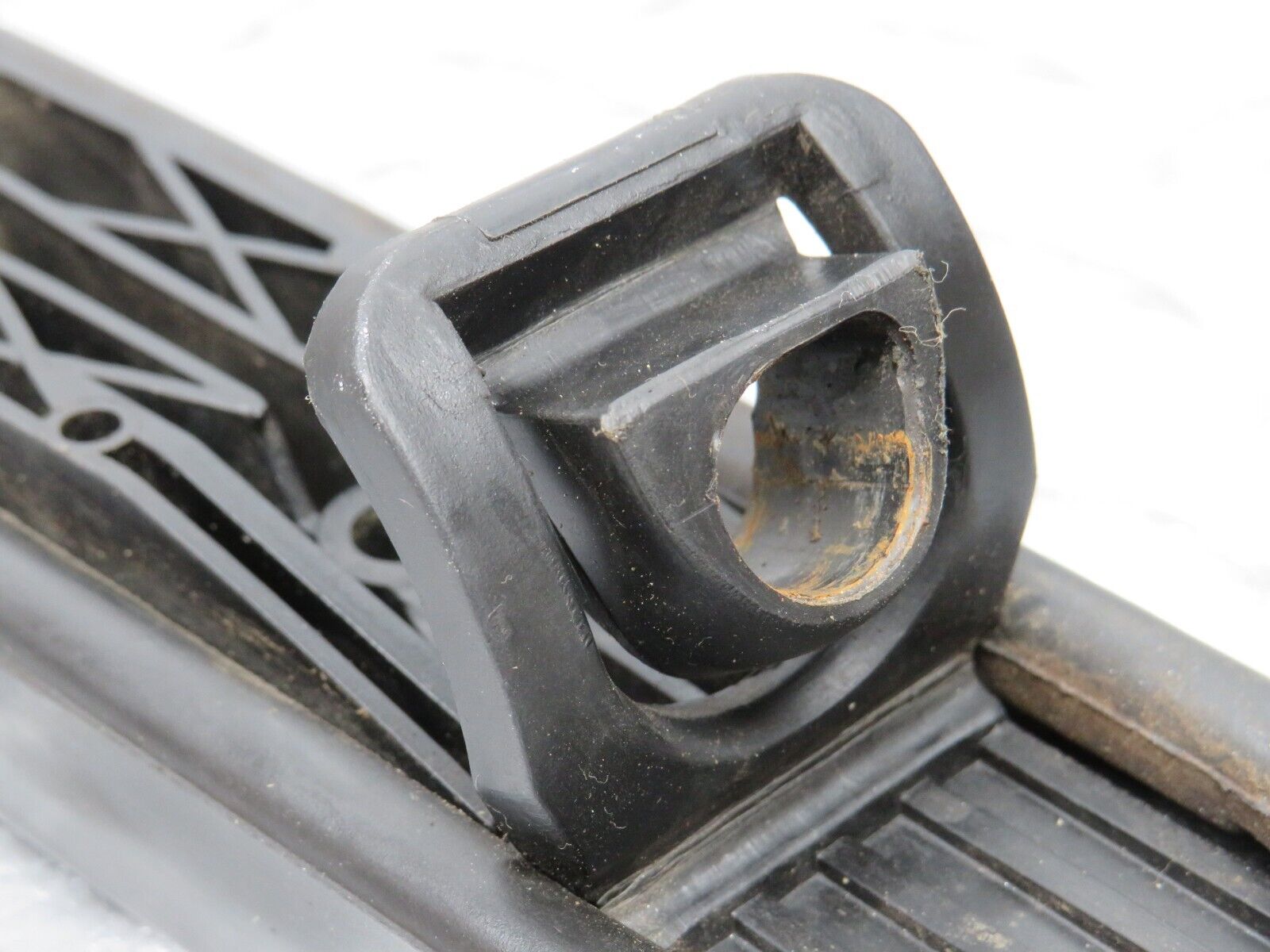 32597 Mercedes-Benz S124 300TE Wagon Accelerator Pedal With Rubber 1233010082