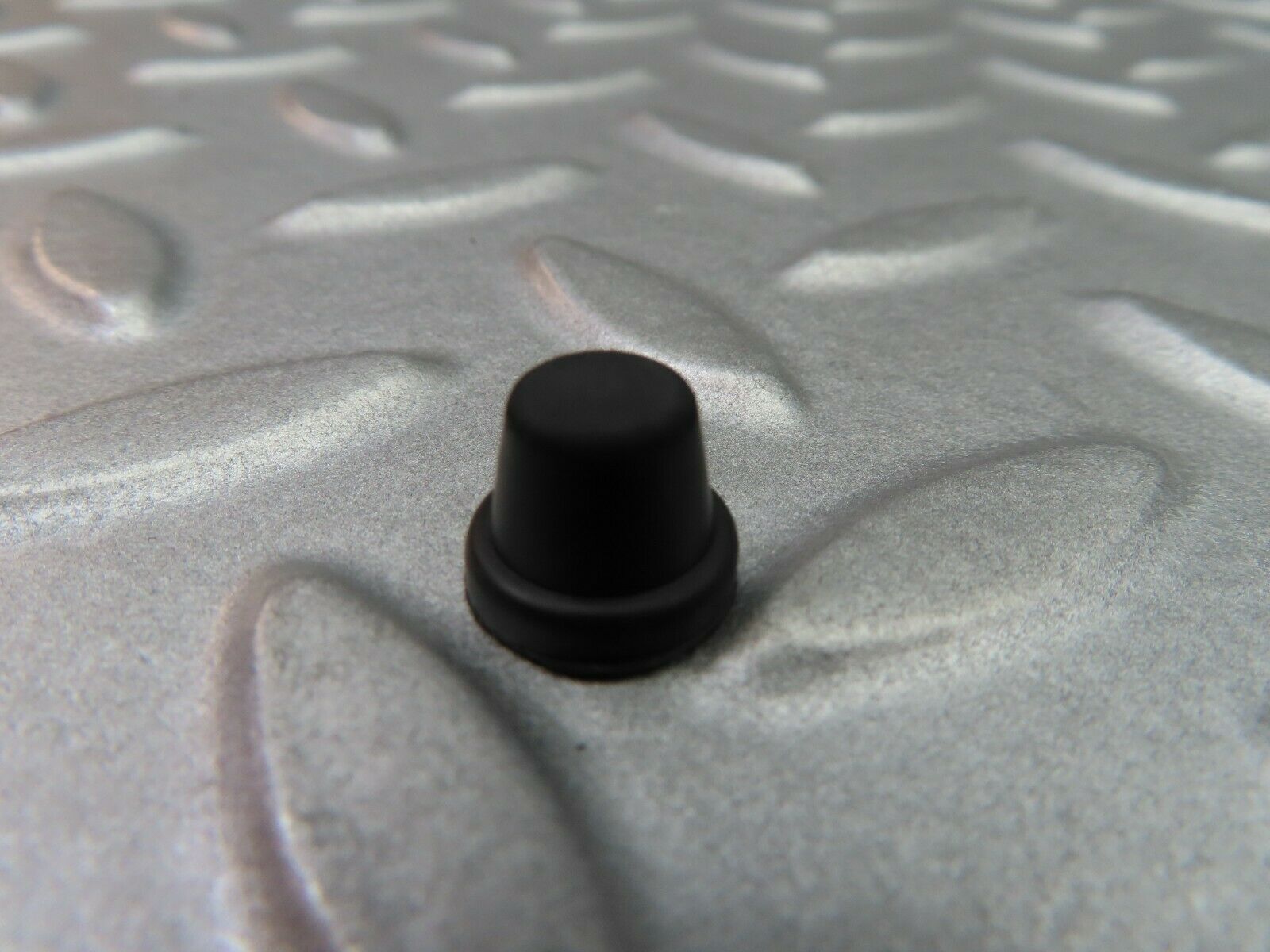 6005 Mercedes-Benz Frenkit Brake Caliper Repair Kit Front 260008