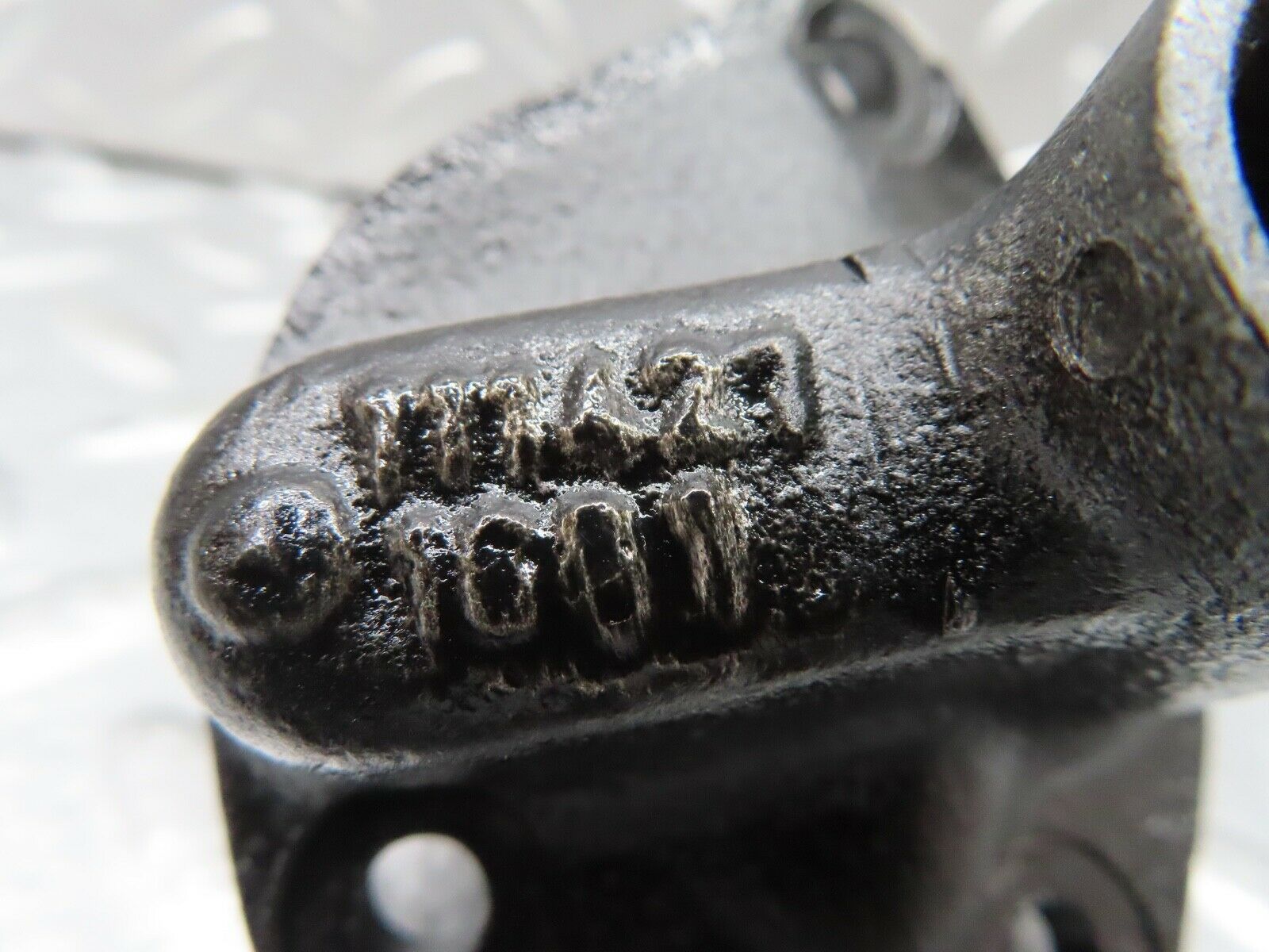 18450 Mercedes-Benz W111 220SE Coupe Handbrake Cable Regulator 1114211601