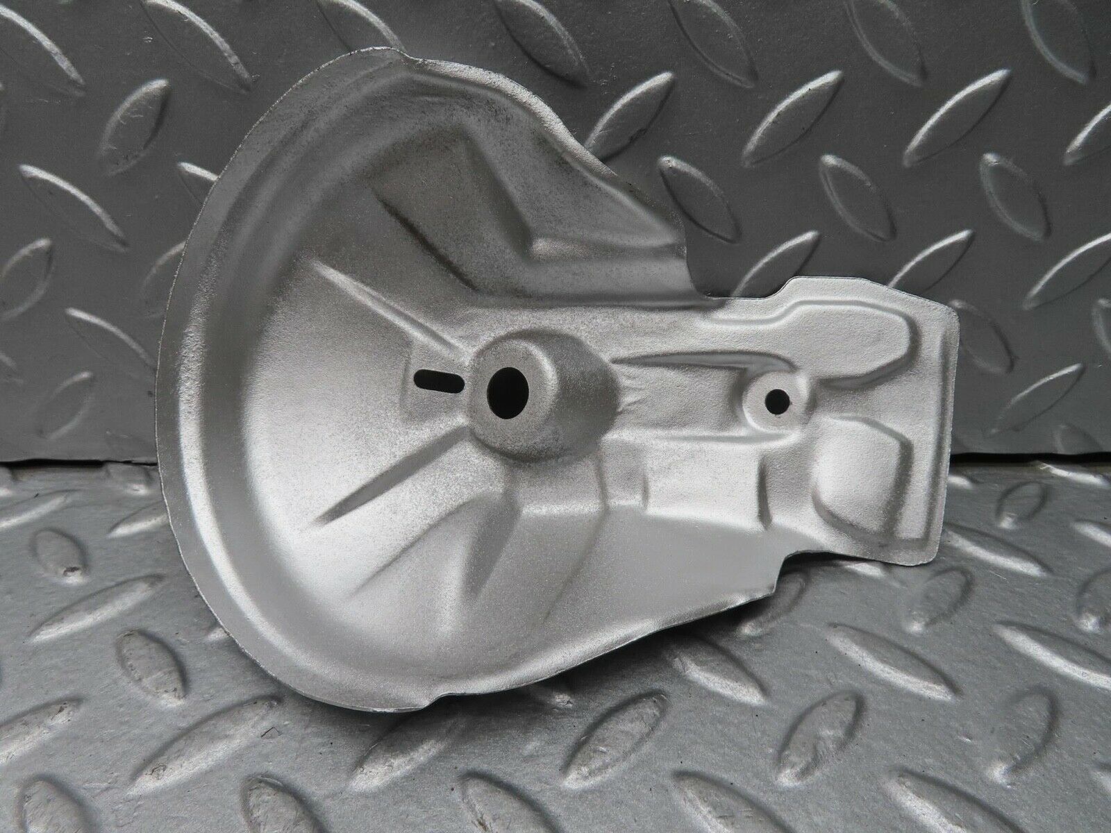 16514 Mercedes-Benz W124 260E Engine Mount Bracket Heat Shield