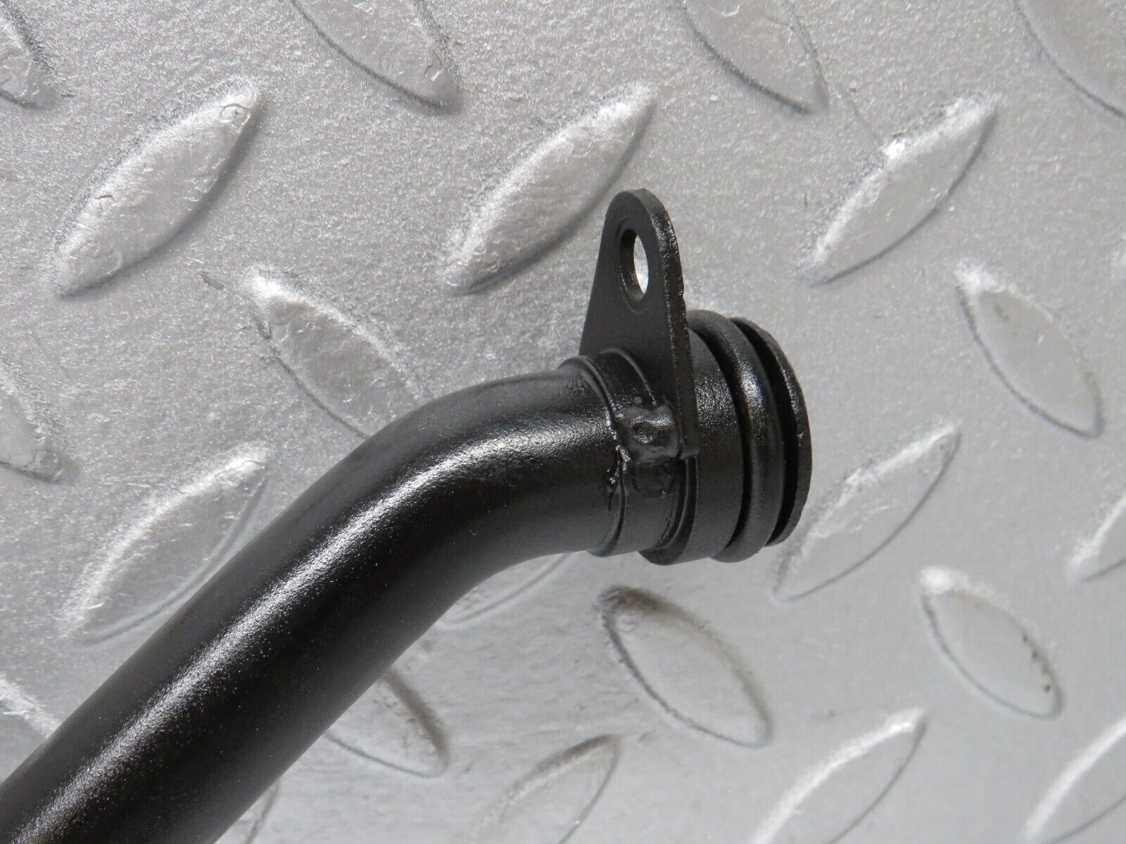 38149 Mercedes-Benz A124 320E Cabriolet Coolant Pipe